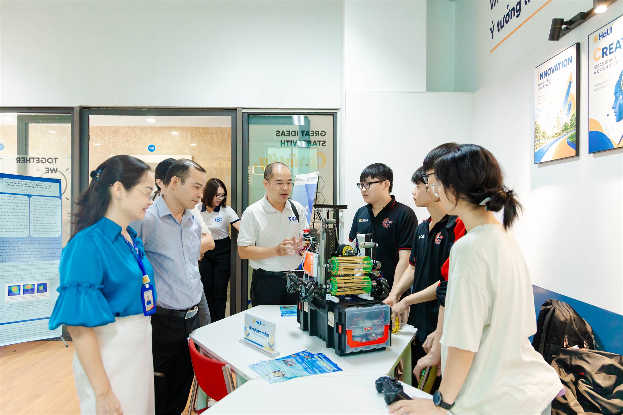 Trường Kinh tế, Đại học Công nghiệp Hà Nội ra mắt Không gian Đổi mới sáng tạo và Khởi nghiệp