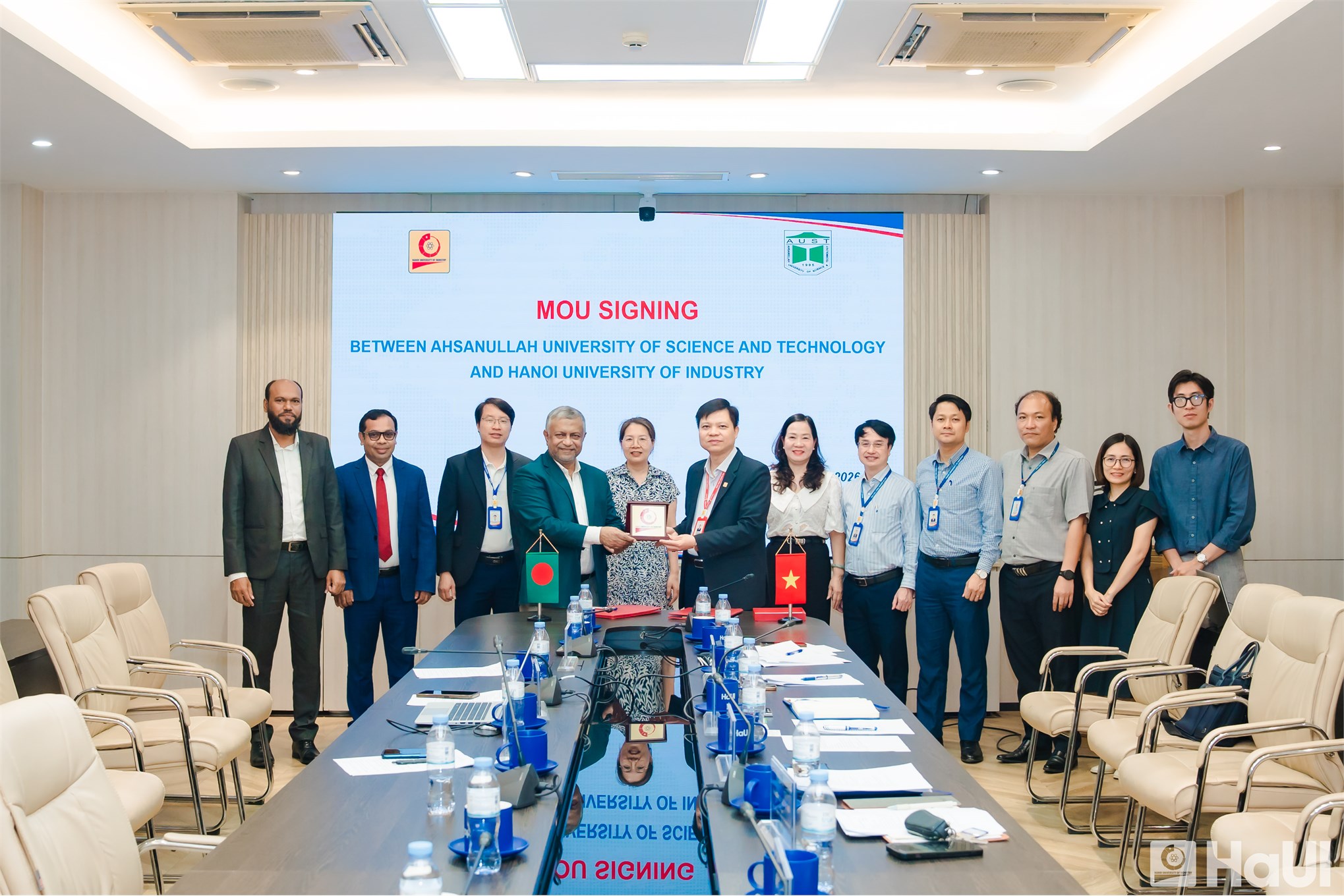 Đại học Công nghiệp Hà Nội ký kết hợp tác với Đại học Khoa học và Công nghệ Ahsanullah (Bangladesh)