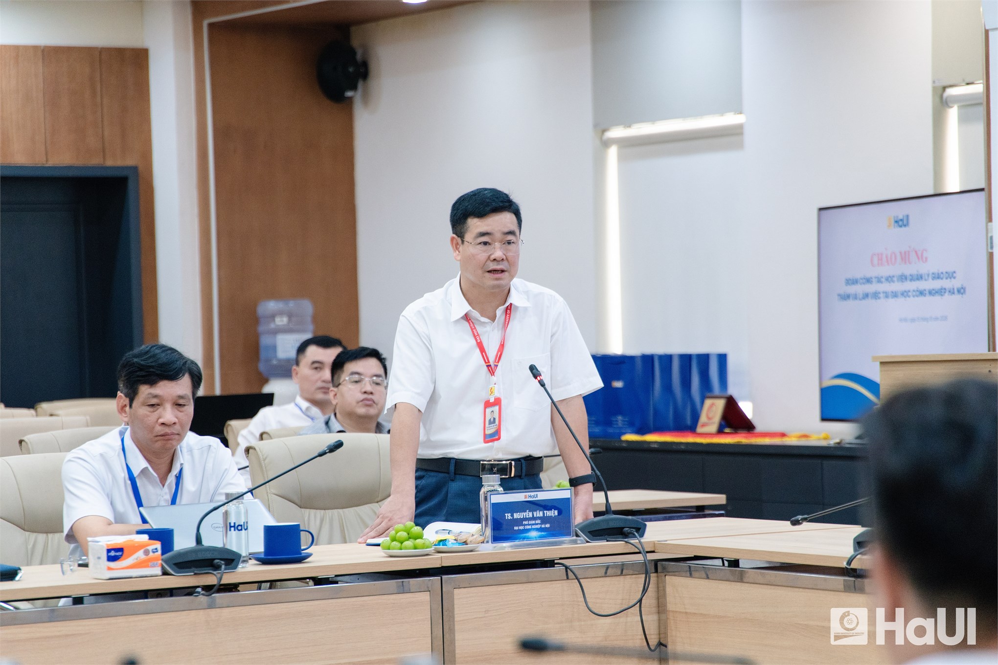 Đại học Công nghiệp Hà Nội chia sẻ mô hình đại học thông minh và kinh nghiệm chuyển đổi số với Học viện Quản lý Giáo dục