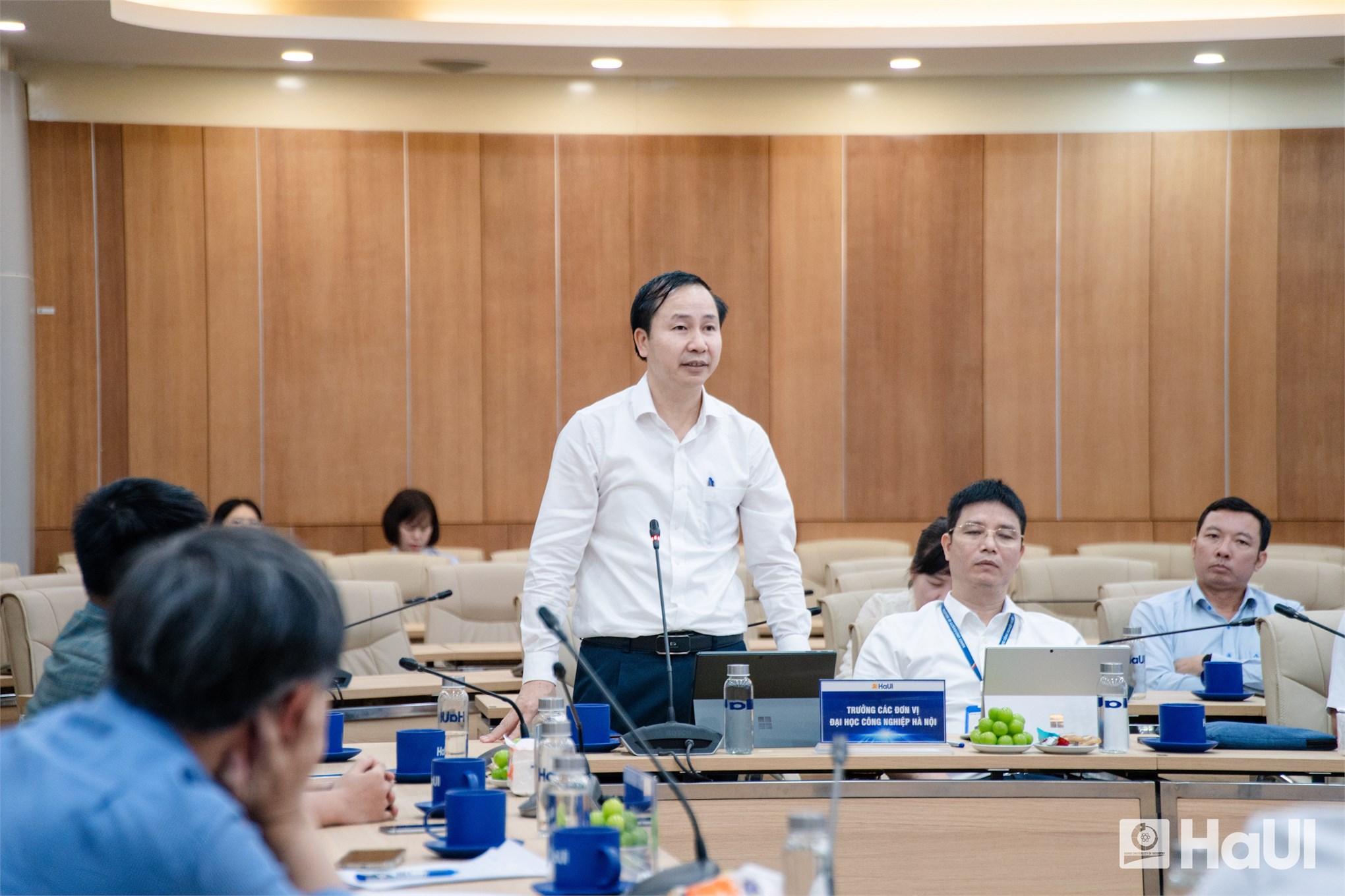 Đại học Công nghiệp Hà Nội chia sẻ mô hình đại học thông minh và kinh nghiệm chuyển đổi số với Học viện Quản lý Giáo dục
