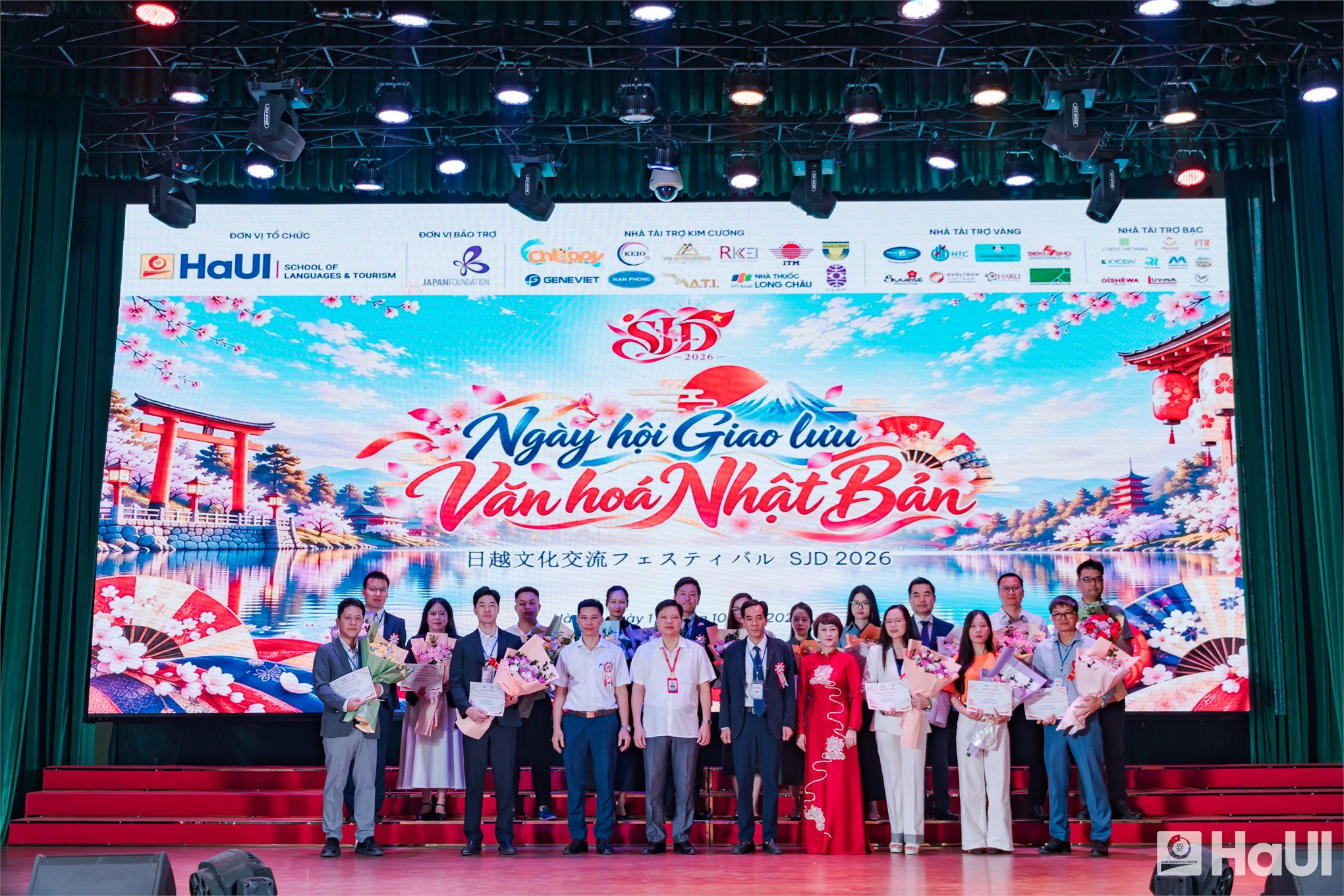 Sắc màu văn hóa và tinh thần đổi mới sáng tạo từ Ngày hội SJD 2026 tại Đại học Công nghiệp Hà Nội