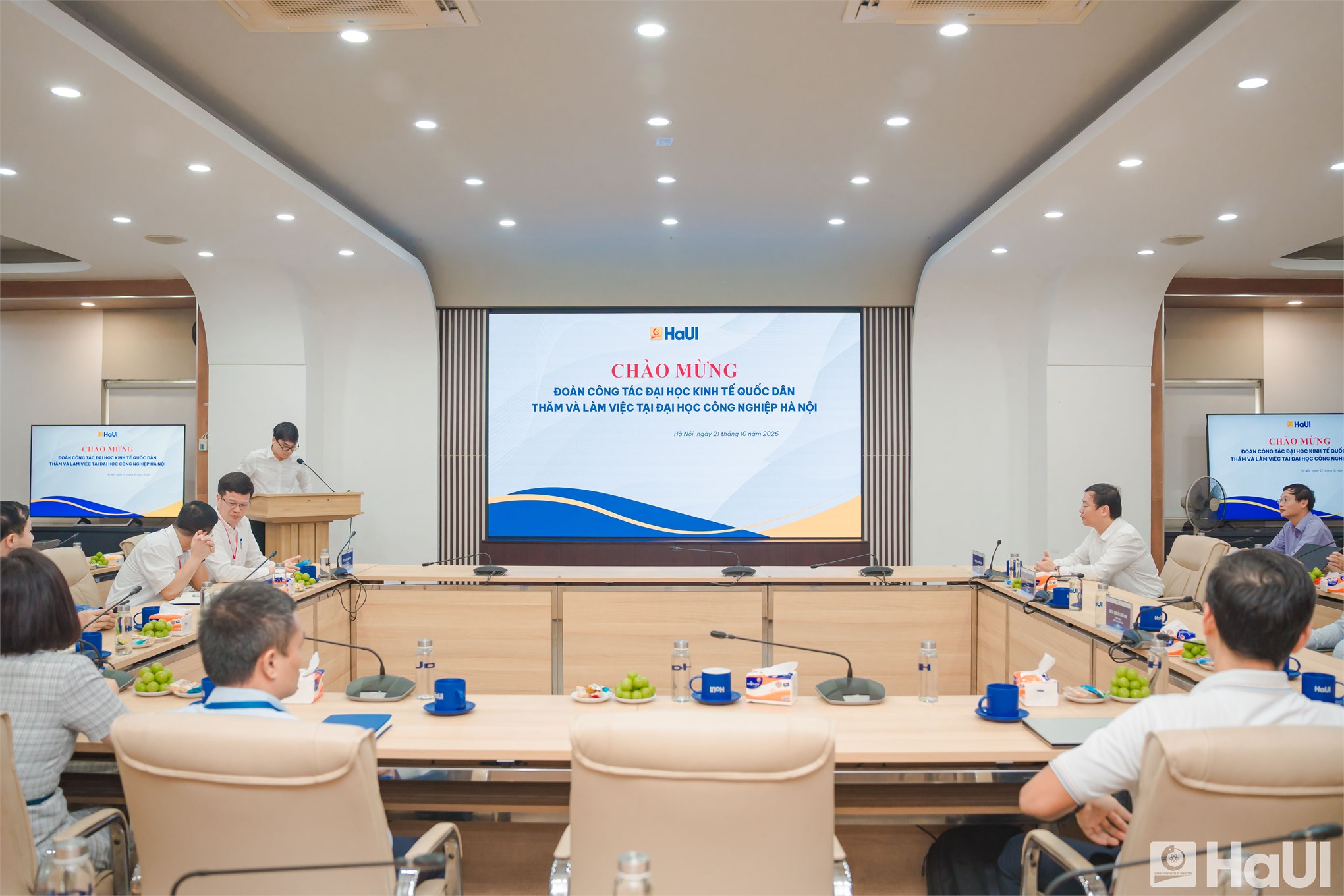 Đại học Công nghiệp Hà Nội và Đại học Kinh tế Quốc dân trao đổi kinh nghiệm quản trị đại học và chuyển đổi số