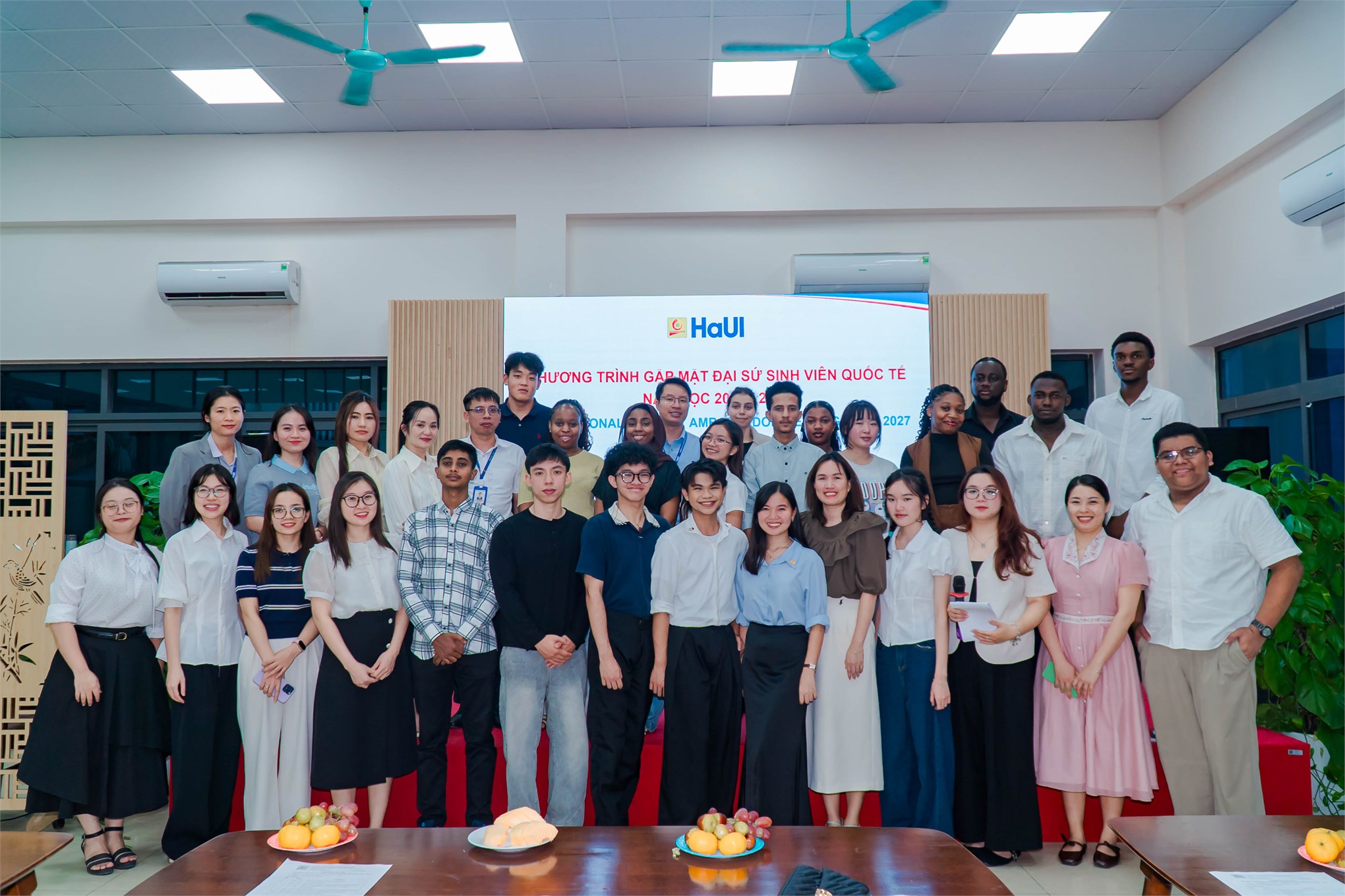 Sắc màu văn hóa hội tụ tại HaUI: Ra mắt Đại sứ sinh viên quốc tế năm học 2026 - 2027