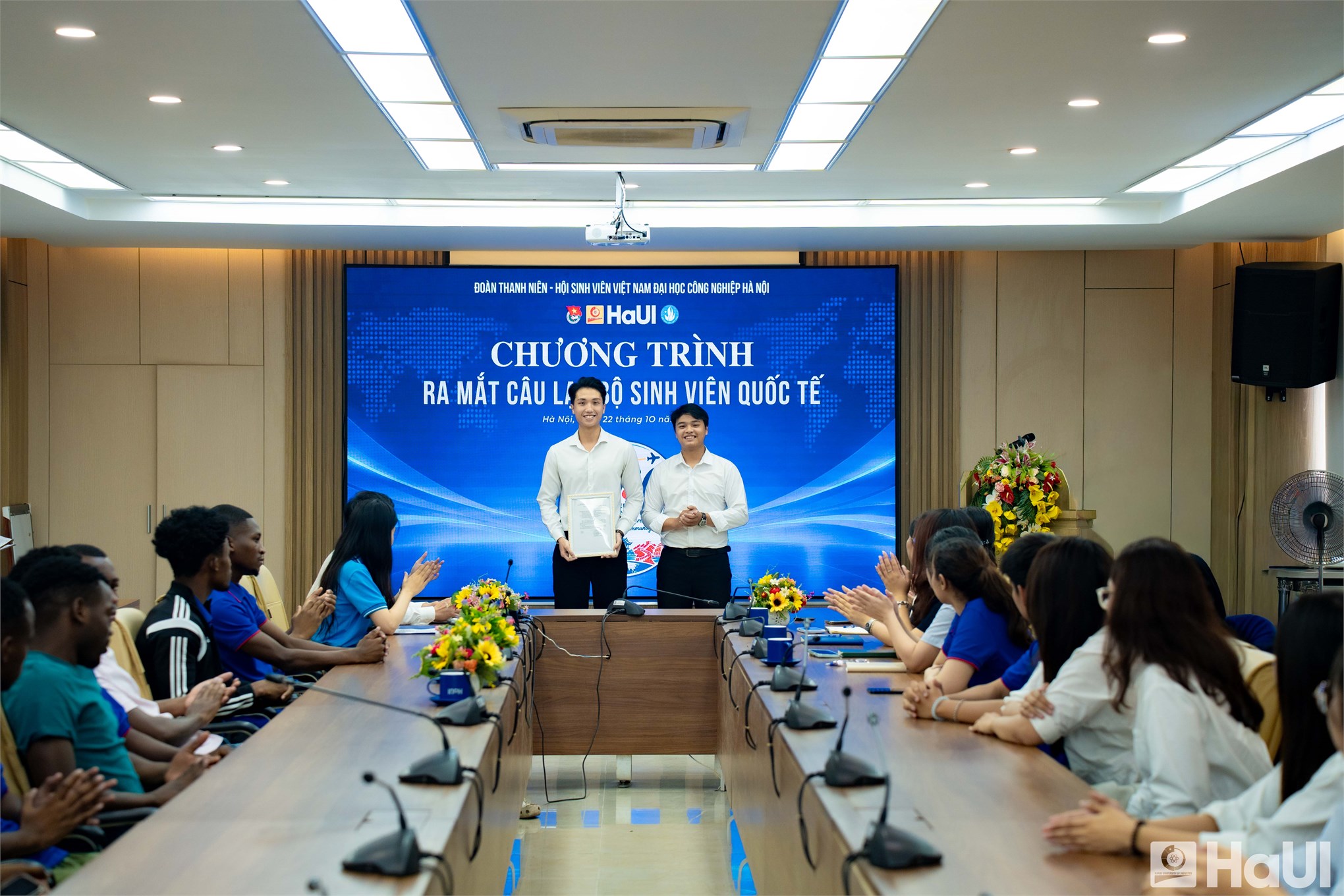 HaUI ra mắt Câu lạc bộ Sinh viên Quốc tế: Kết nối đa văn hóa, lan tỏa tinh thần hội nhập