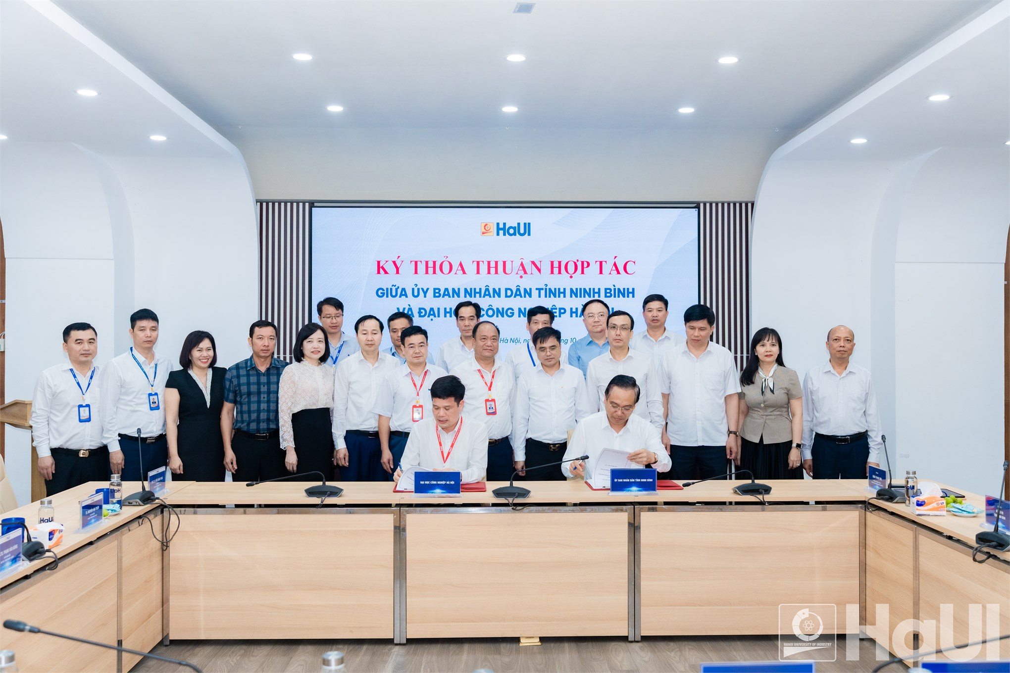 Đại học Công nghiệp Hà Nội ký kết thỏa thuận hợp tác với UBND tỉnh Ninh Bình giai đoạn 2026–2030