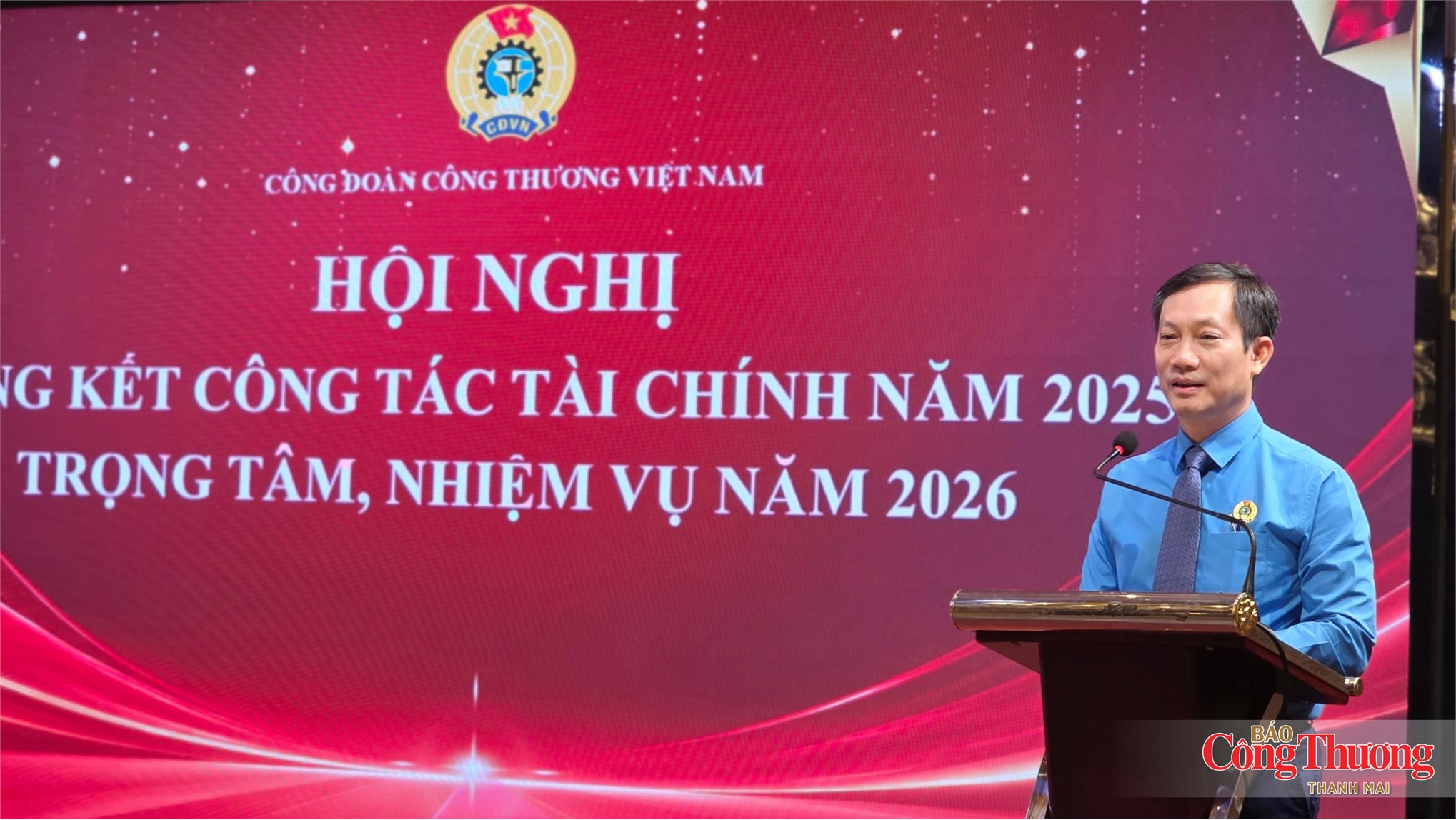 Công đoàn Đại học Công nghiệp Hà Nội nhận Bằng khen về thành tích xuất sắc trong hoạt động tài chính công đoàn