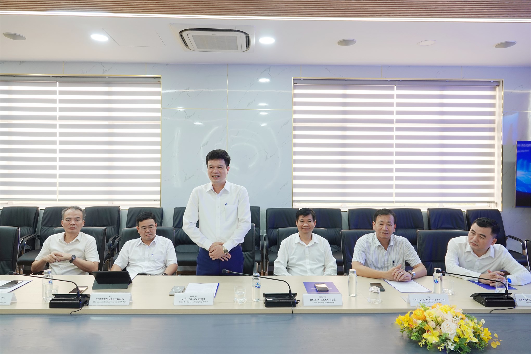 Đại học Công nghiệp Hà Nội và Trường Đại học Quốc tế (ĐHQG-HCM) ký kết thỏa thuận hợp tác
