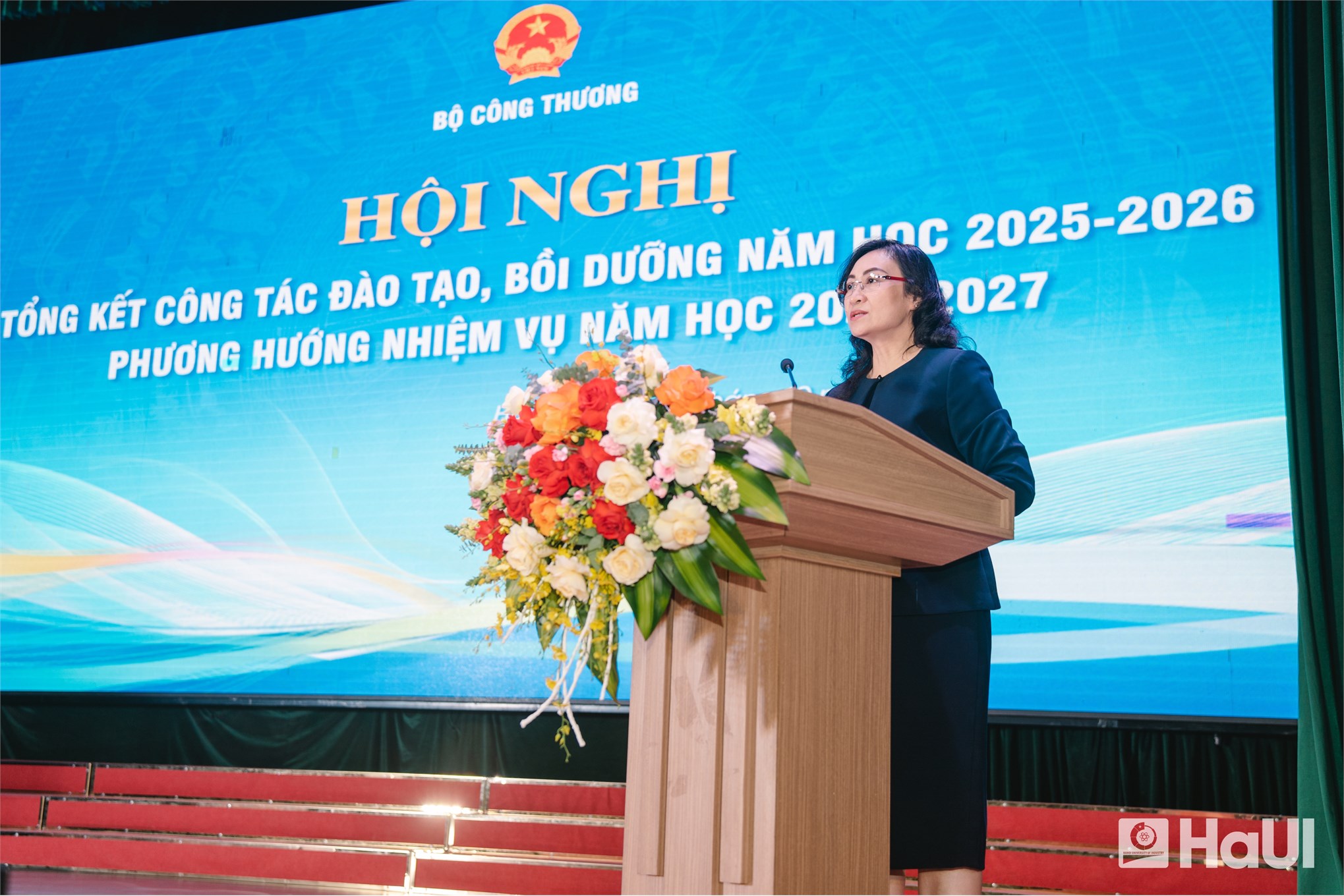 Hội nghị Tổng kết công tác đào tạo, bồi dưỡng của Bộ Công Thương năm 2026: HaUI vinh dự nhận Cờ thi đua và nhiều danh hiệu khen thưởng