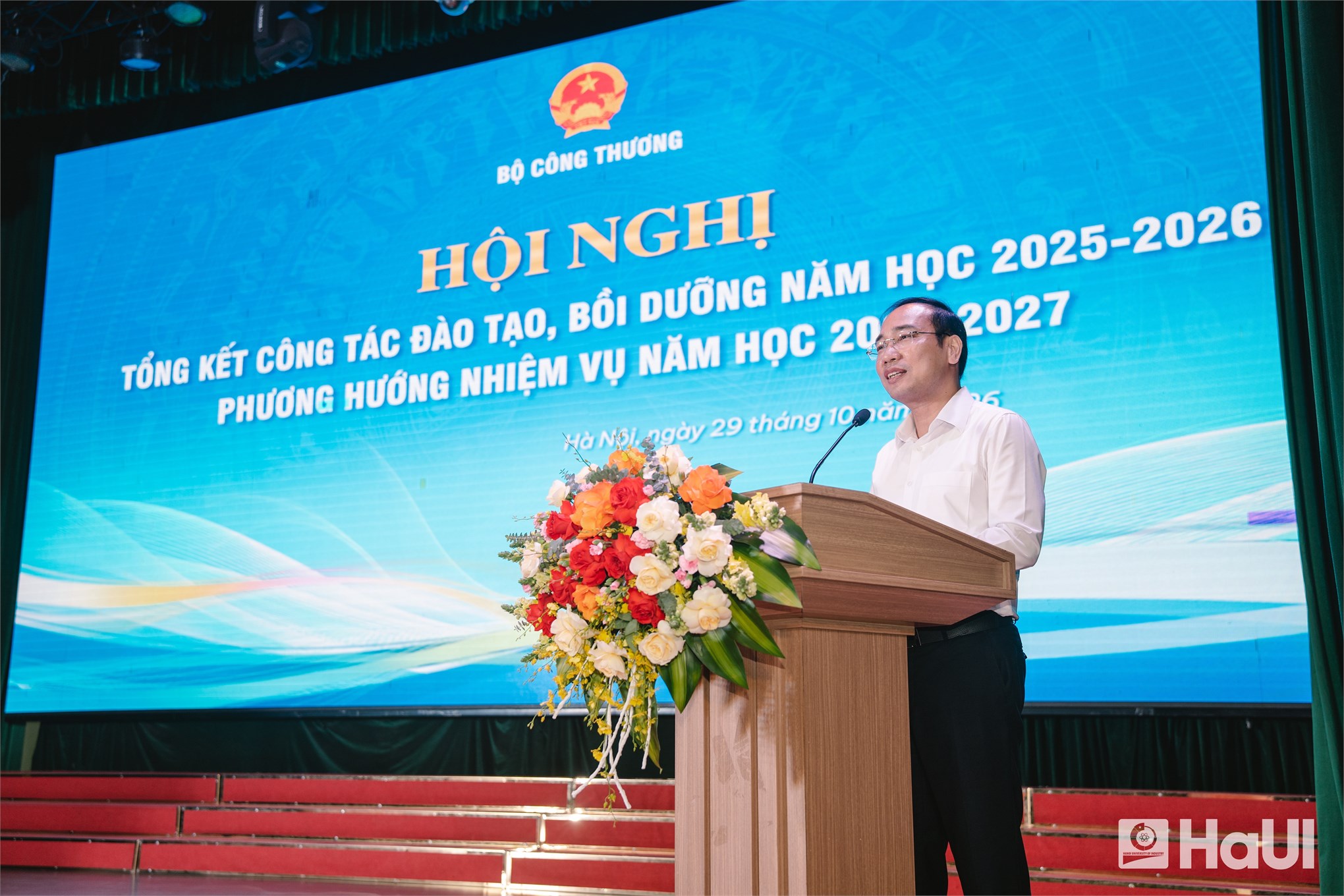 Hội nghị Tổng kết công tác đào tạo, bồi dưỡng của Bộ Công Thương năm 2026: HaUI vinh dự nhận Cờ thi đua và nhiều danh hiệu khen thưởng