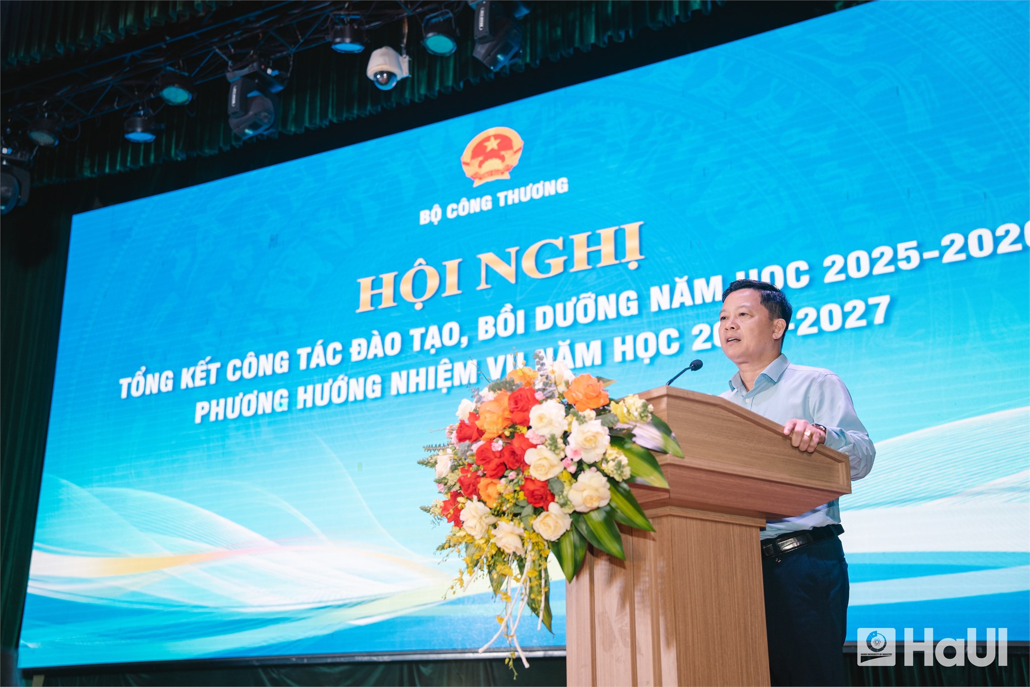 Hội nghị Tổng kết công tác đào tạo, bồi dưỡng của Bộ Công Thương năm 2026: HaUI vinh dự nhận Cờ thi đua và nhiều danh hiệu khen thưởng