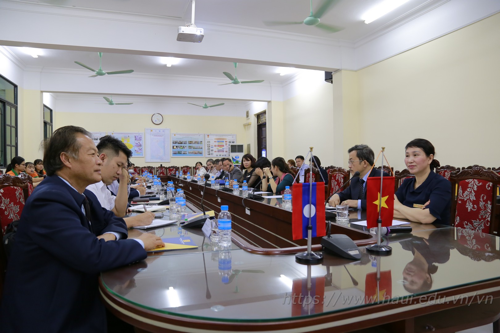 Hanoi University of Industry and Laos’ Ministry of Education and Sports talk on gender equality and women’s advancements