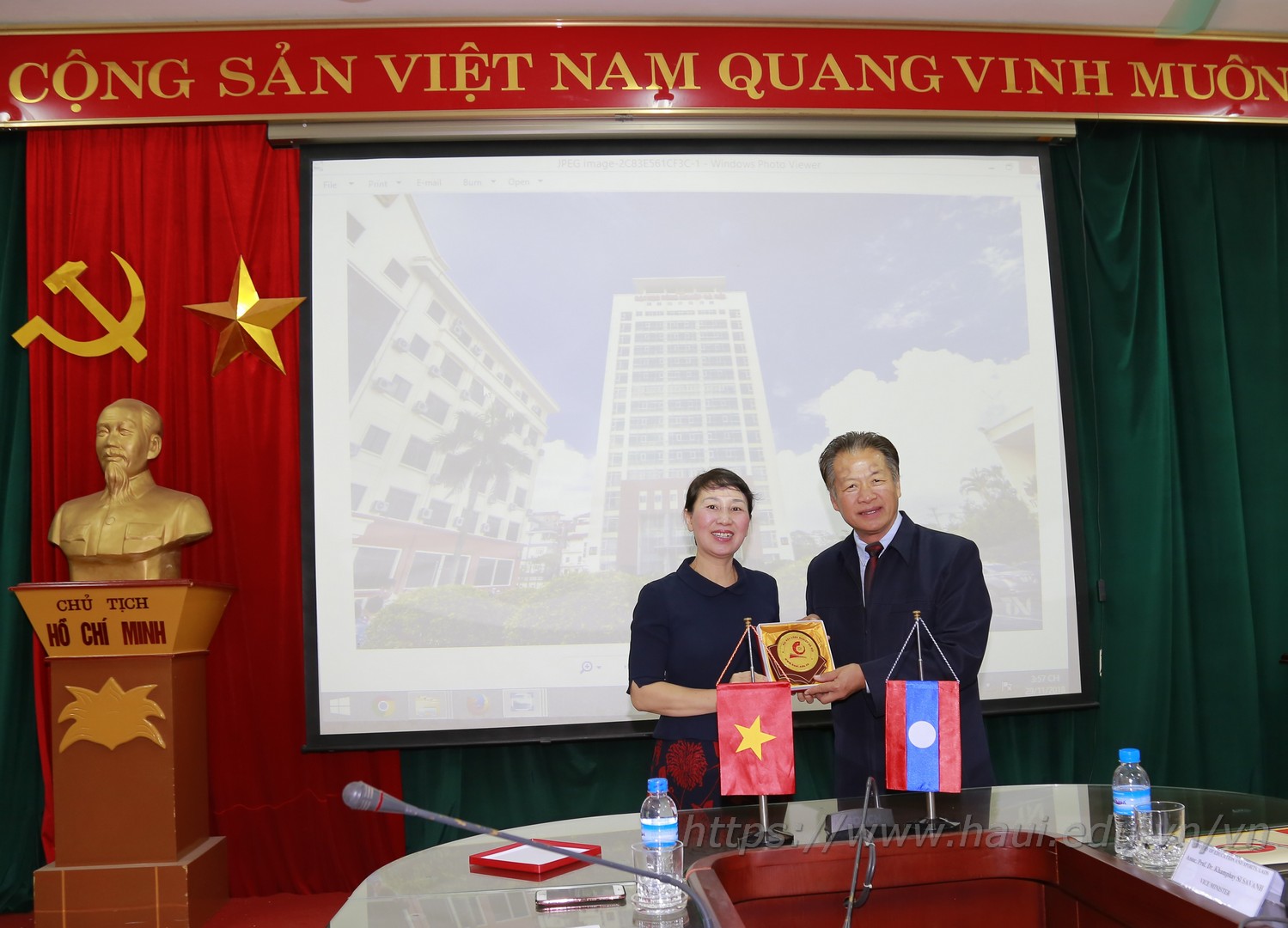 Hanoi University of Industry and Laos’ Ministry of Education and Sports talk on gender equality and women’s advancements
