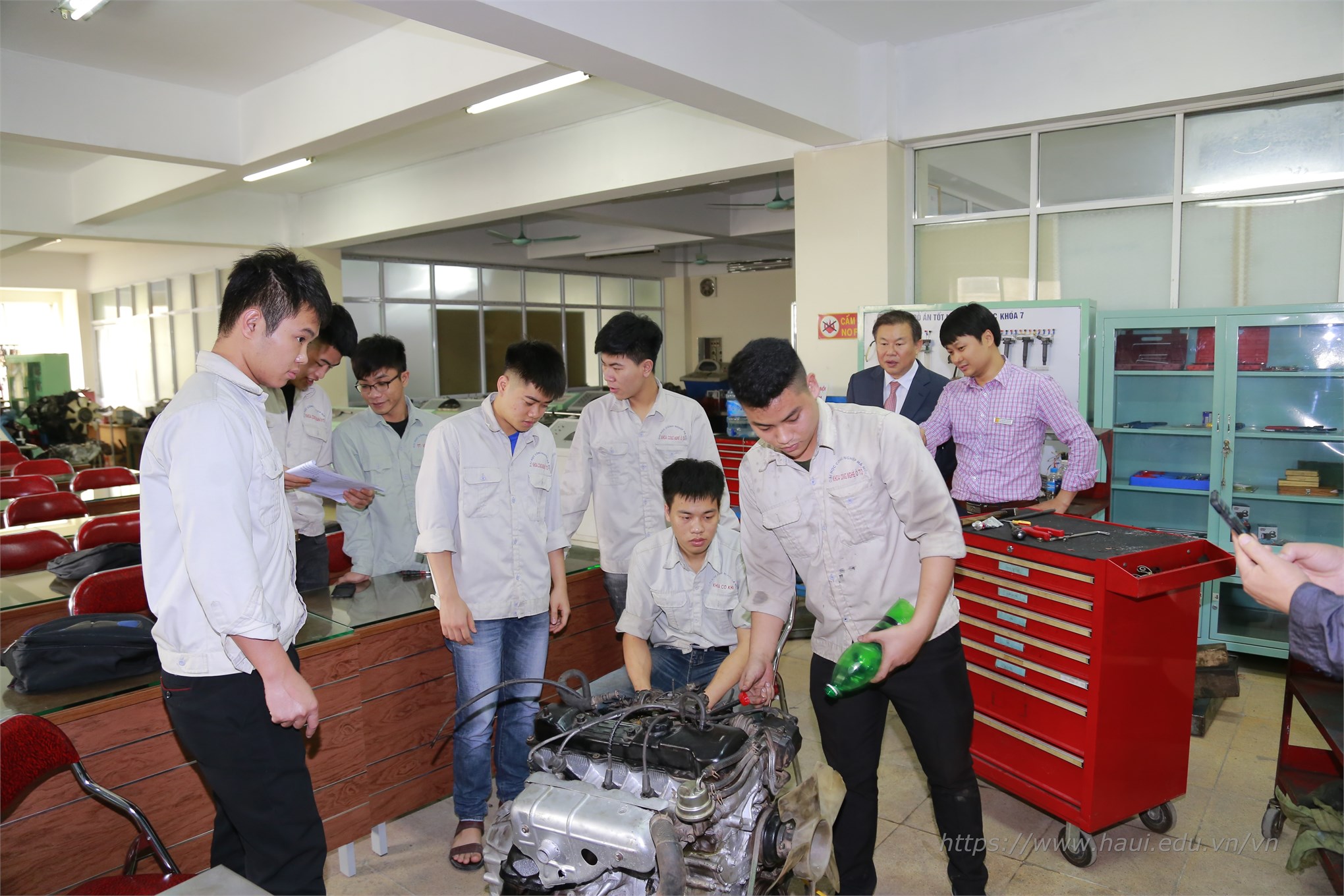 Hanoi University of Industry signed a cooperation agreement with Kunjang College - Korea