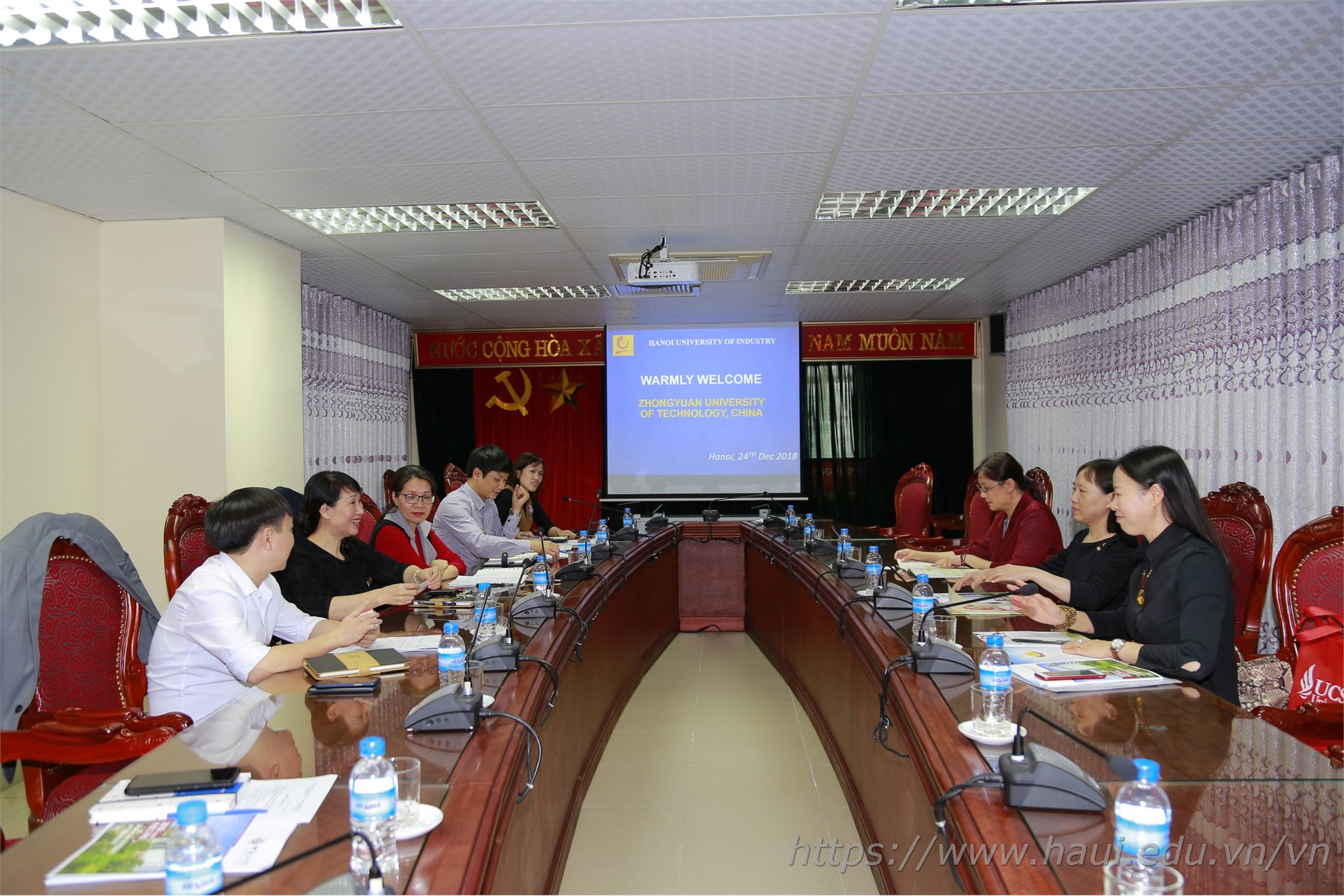 Học viện Công nghệ Trung Nguyên (Trung Quốc) thăm và trao đổi hợp tác với Đại học Công nghiệp Hà Nội