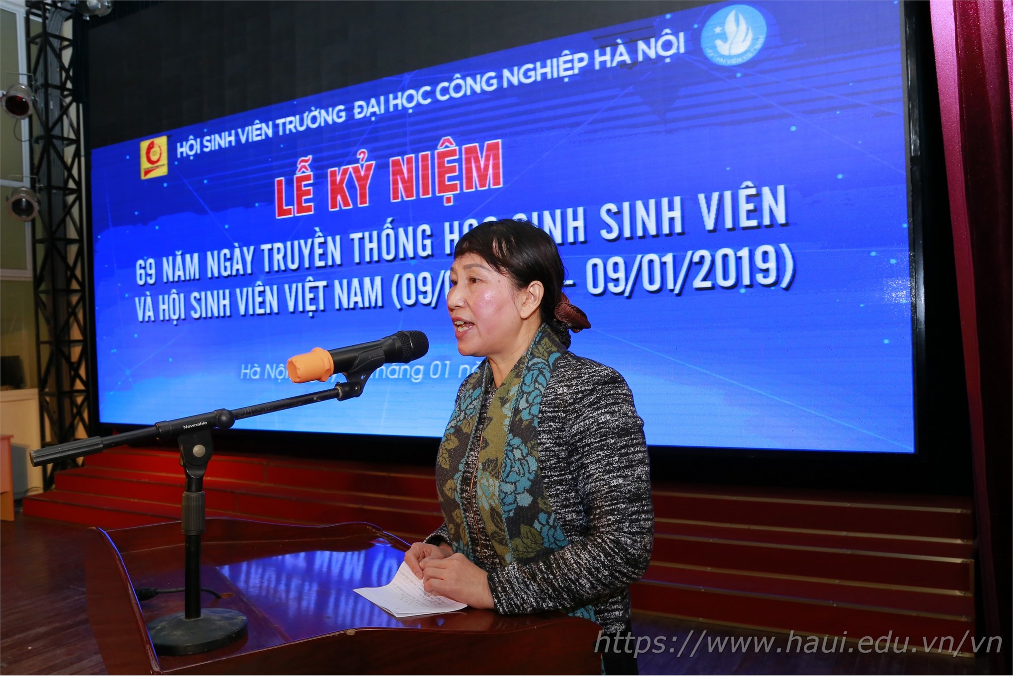 Chuỗi hoạt động chào mừng 69 năm Ngày truyền thống Học sinh Sinh viên và Hội Sinh viên Việt Nam