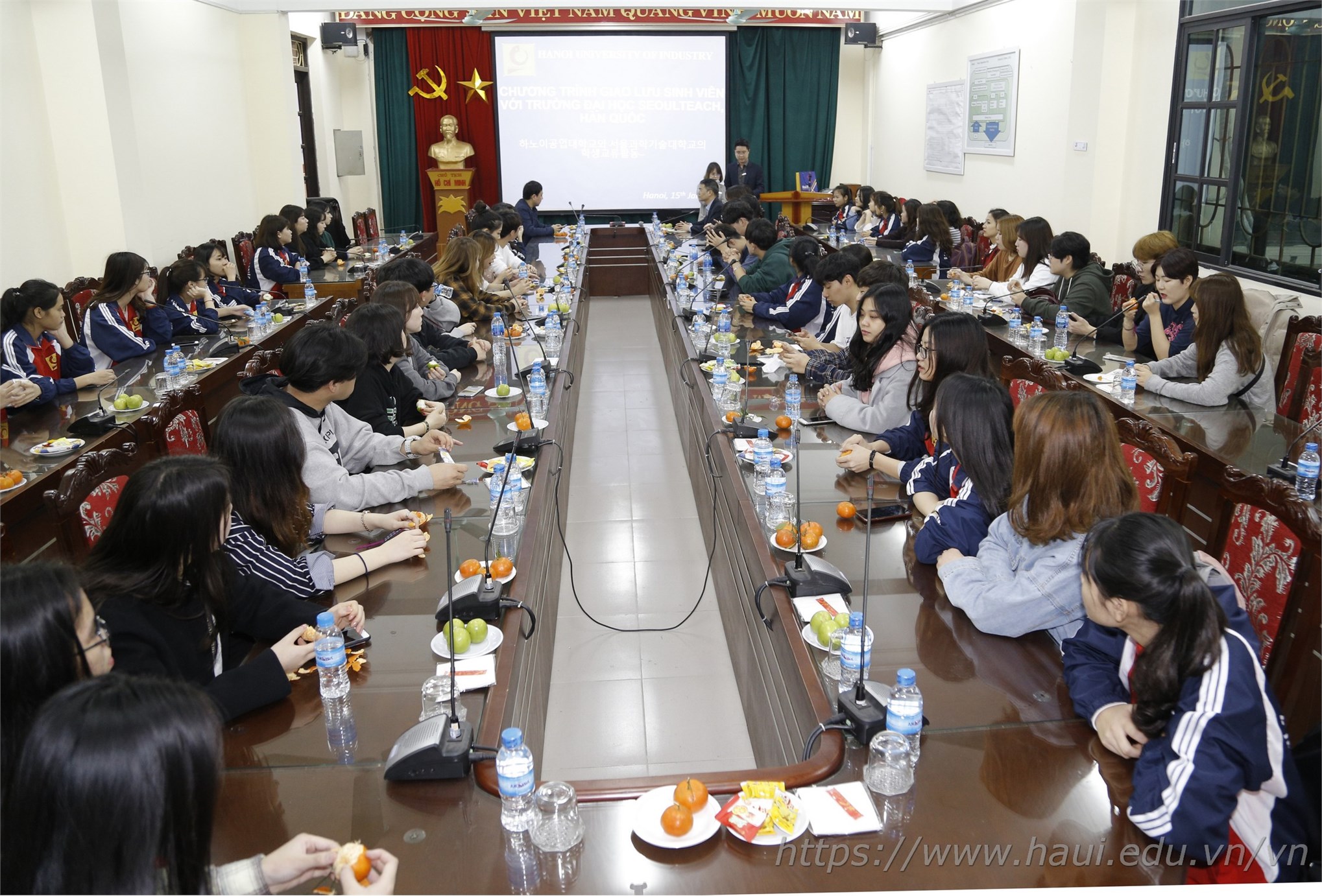 Chương trình giao lưu văn hóa với sinh viên Đại học Khoa học và Công nghệ Quốc gia Seoul - Hàn Quốc