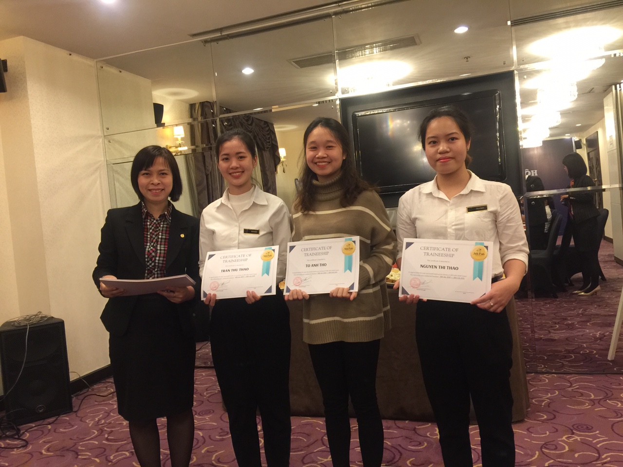 Sinh viên ĐH Khoa 10 kết thúc đợt thực tập tại Khách sạn Silkpath Hà Nội