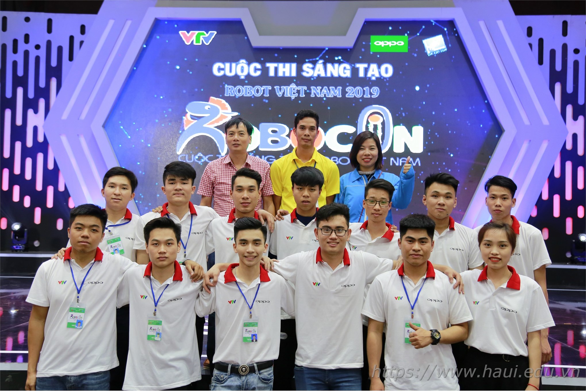 05 đội tuyển Robocon ĐHCNHN toàn thắng tại cuộc thi sáng tạo Robot Việt Nam năm 2019 - khu vực phía Bắc