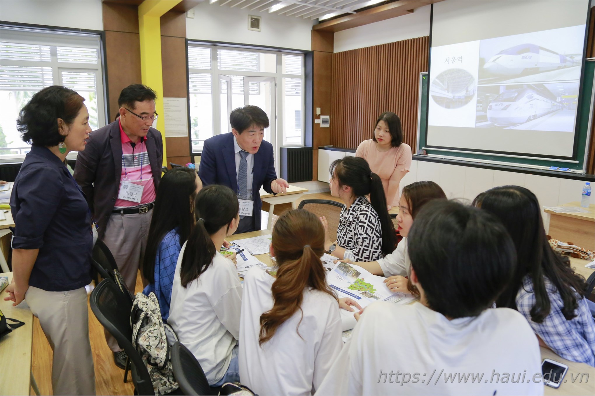 Giao lưu ngôn ngữ tiếng Hàn với giảng viên và sinh viên trường Đại học quốc gia Seoul - Hàn Quốc