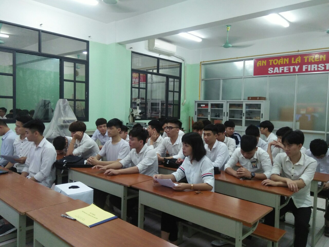 Đại hội chi đoàn các lớp CĐ khóa 20 - TT Việt Nhật