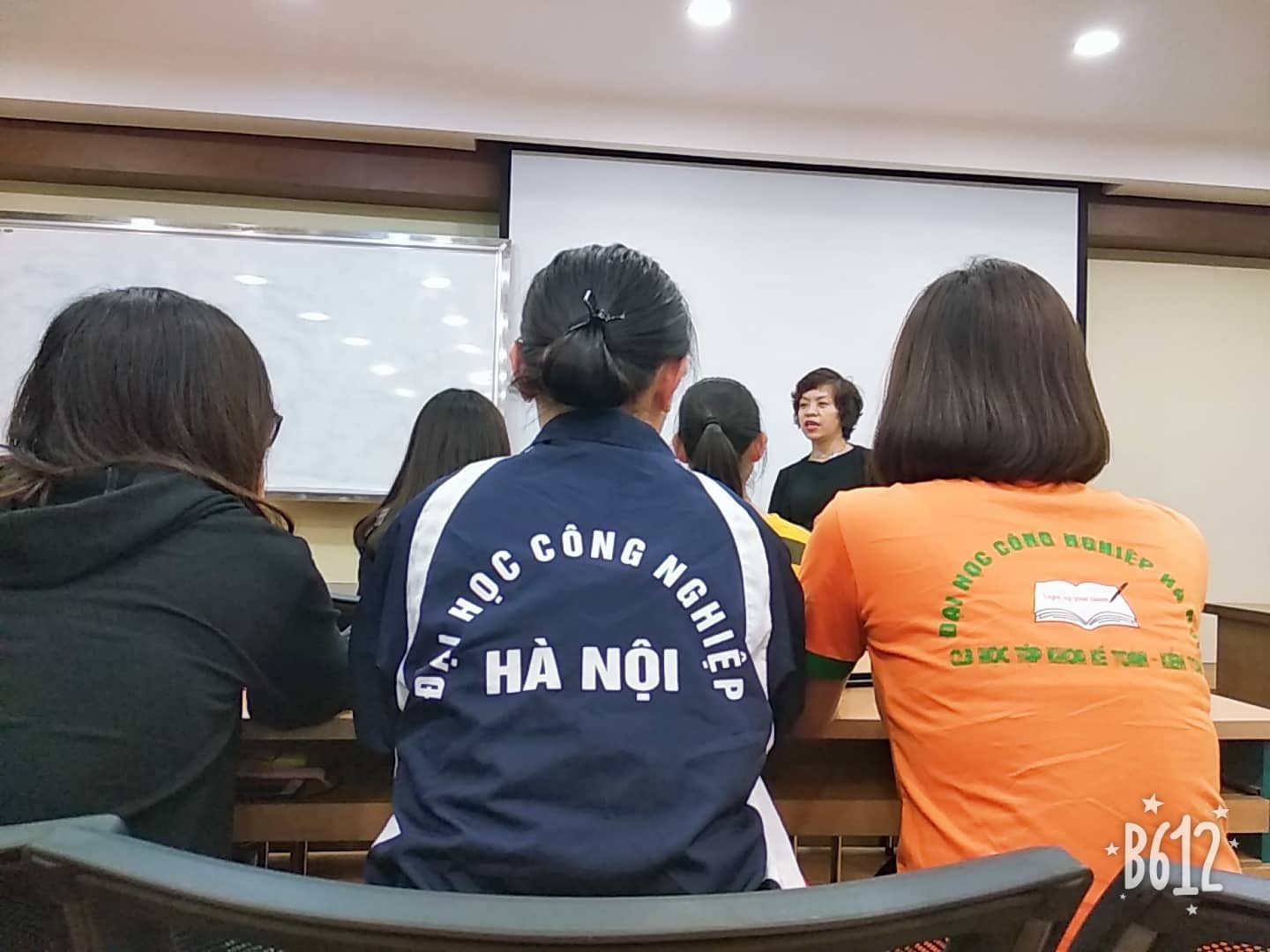 Sinh hoạt định kỳ tháng 4-CLB học thuật AAA -Khoa Kế toán Kiểm toán