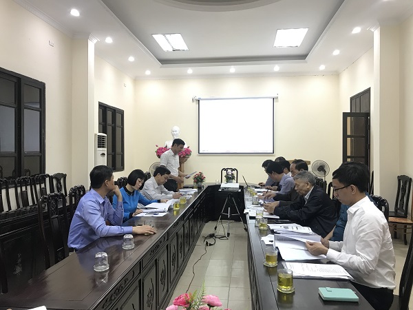 Hội đồng tư vấn tuyển chọn thực hiện đề tài cấp tỉnh về hệ thống giám sát và thu thập dữ liệu trực tuyến của bệnh nhân tại Bệnh viện Đa khoa tỉnh Hà Nam