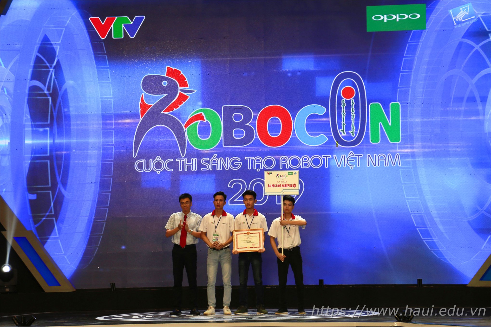 Đại học Công nghiệp Hà Nội giành giải Ba tại Cuộc thi Sáng tạo Robocon Việt Nam 2019