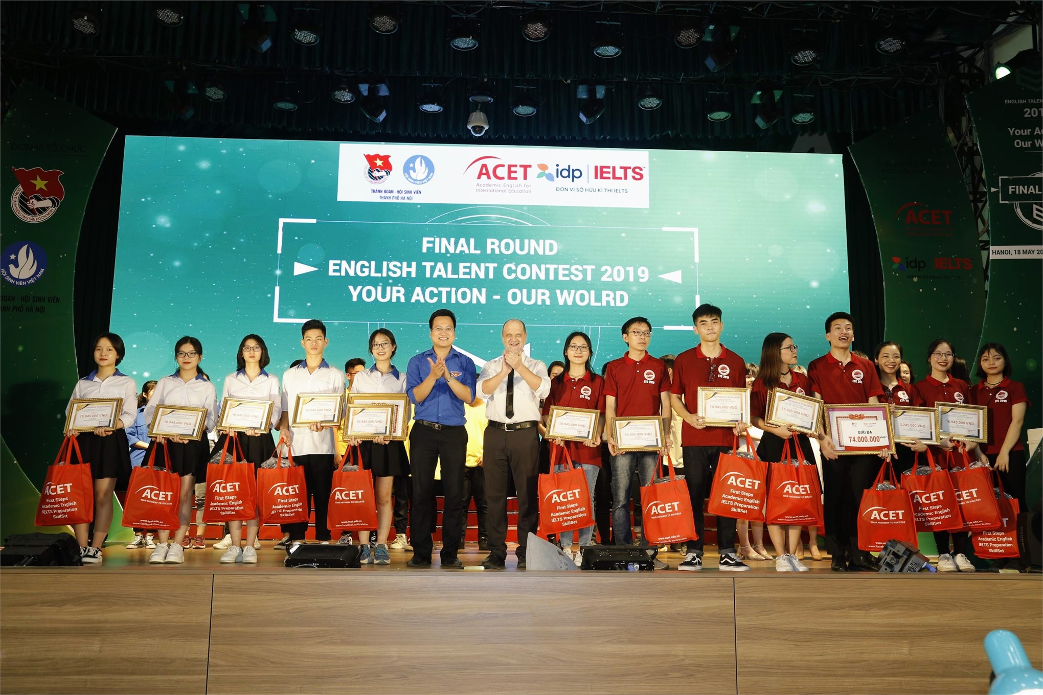 Đại học Công nghiệp Hà Nội đạt giải Nhì cuộc thi Tài năng Anh ngữ với tổng giá trị giải thưởng 130 triệu đồng