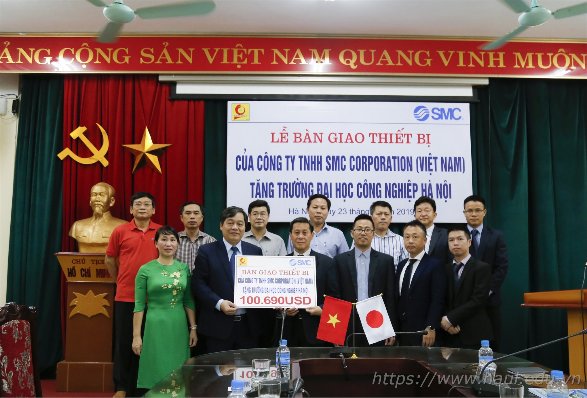 Hanoi University of Industry launch a new pneumatic lab worth 2.3 billion VND