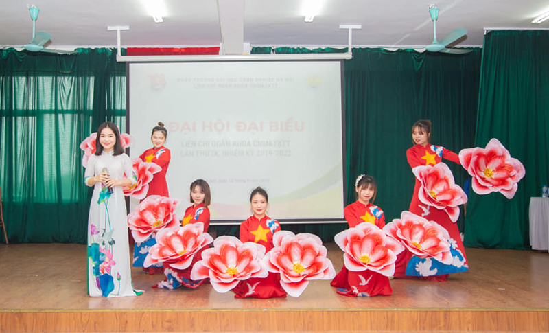 ĐẠI HỘI ĐẠI BIỂU LIÊN CHI ĐOÀN KHOA CN MAY &TKTT LẦN THỨ IX, NHIỆM KỲ 2019 -2022