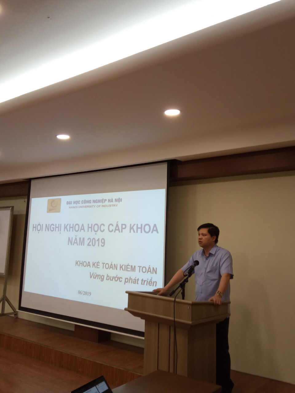 Hội nghị khoa học khoa Kế toán Kiểm toán năm học 2018-2019