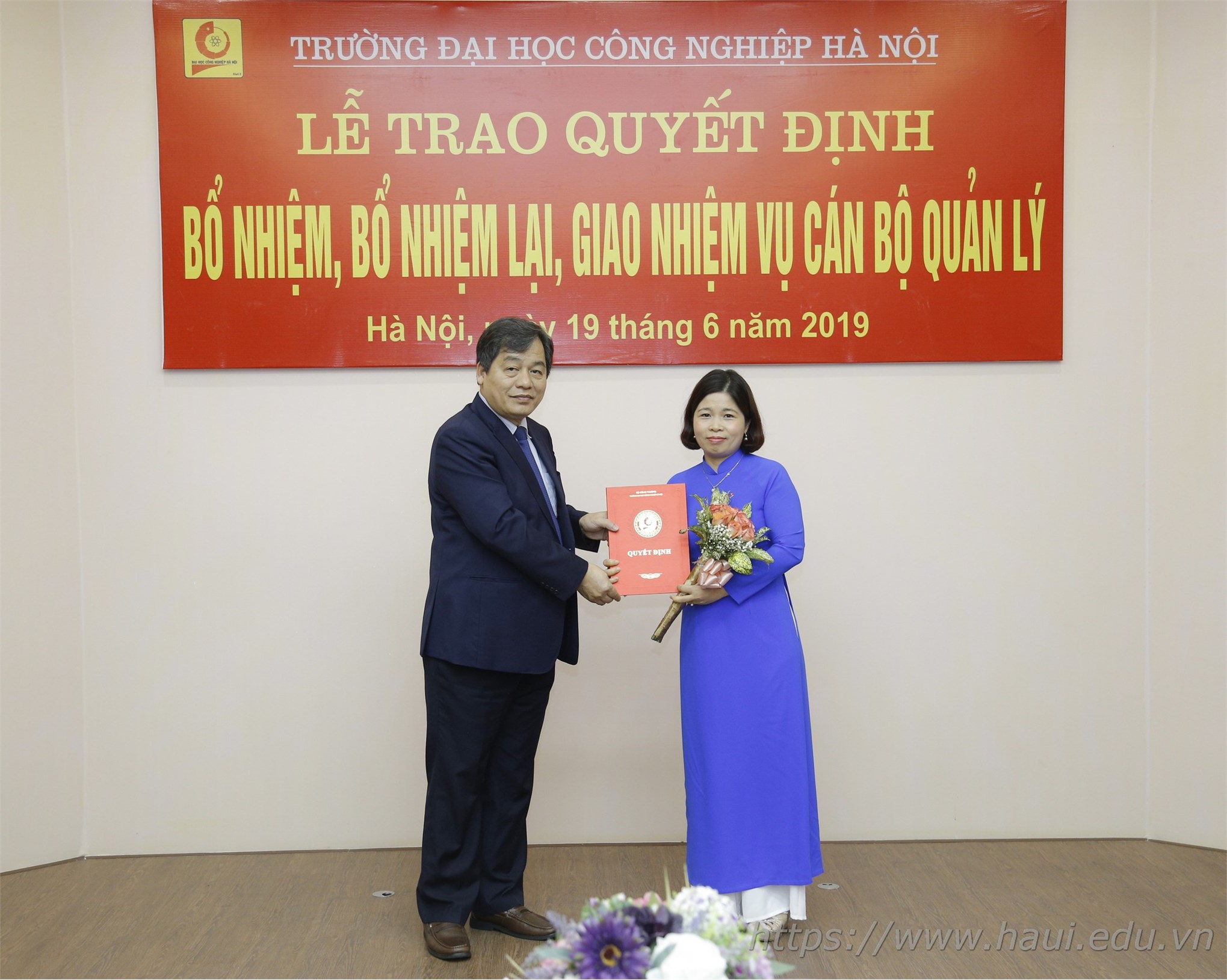 Đại học Công nghiệp Hà Nội trao quyết định bổ nhiệm cán bộ quản lý