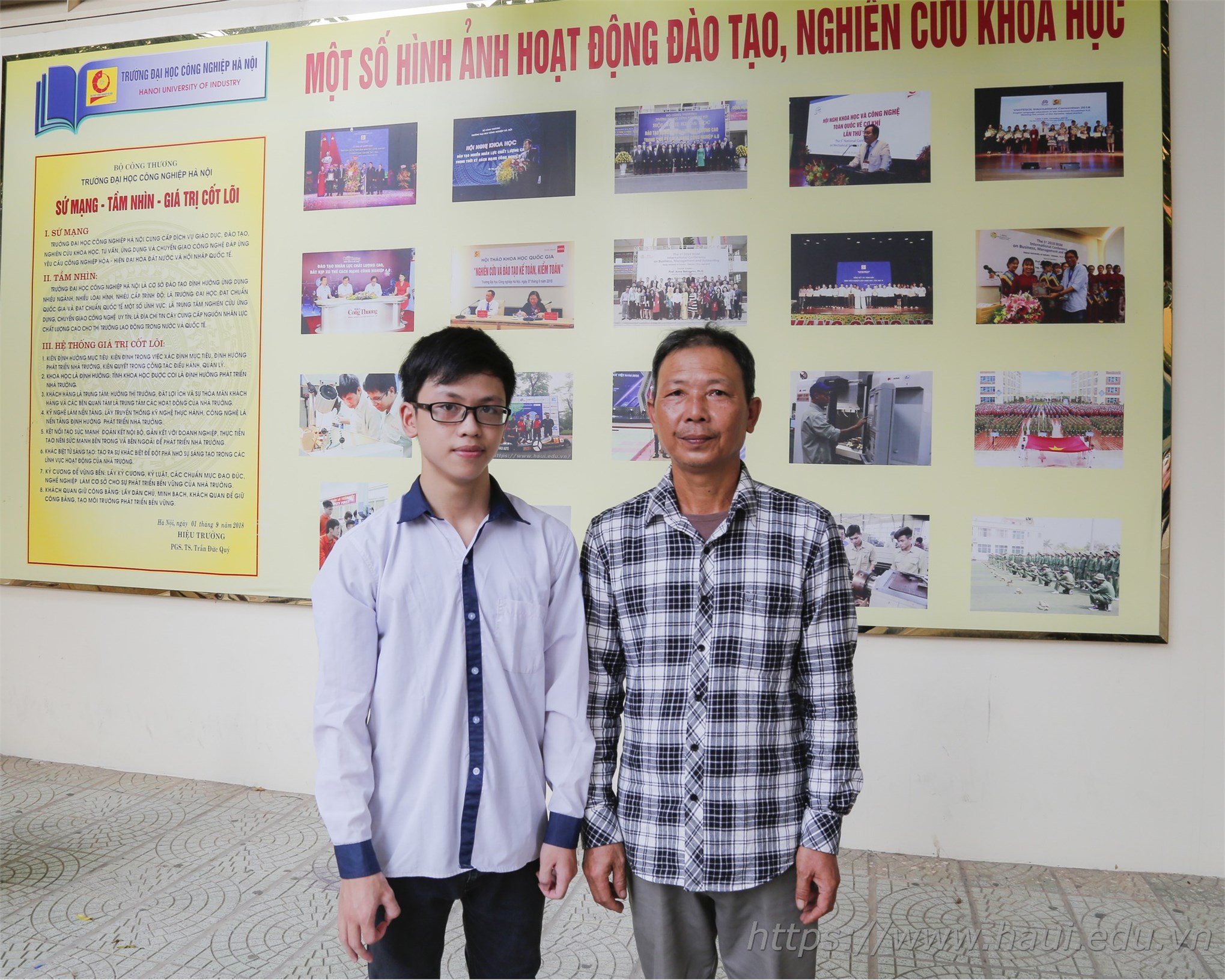 Thí sinh xác nhận nhập học tại Đại học Công nghiệp Hà Nội 2019