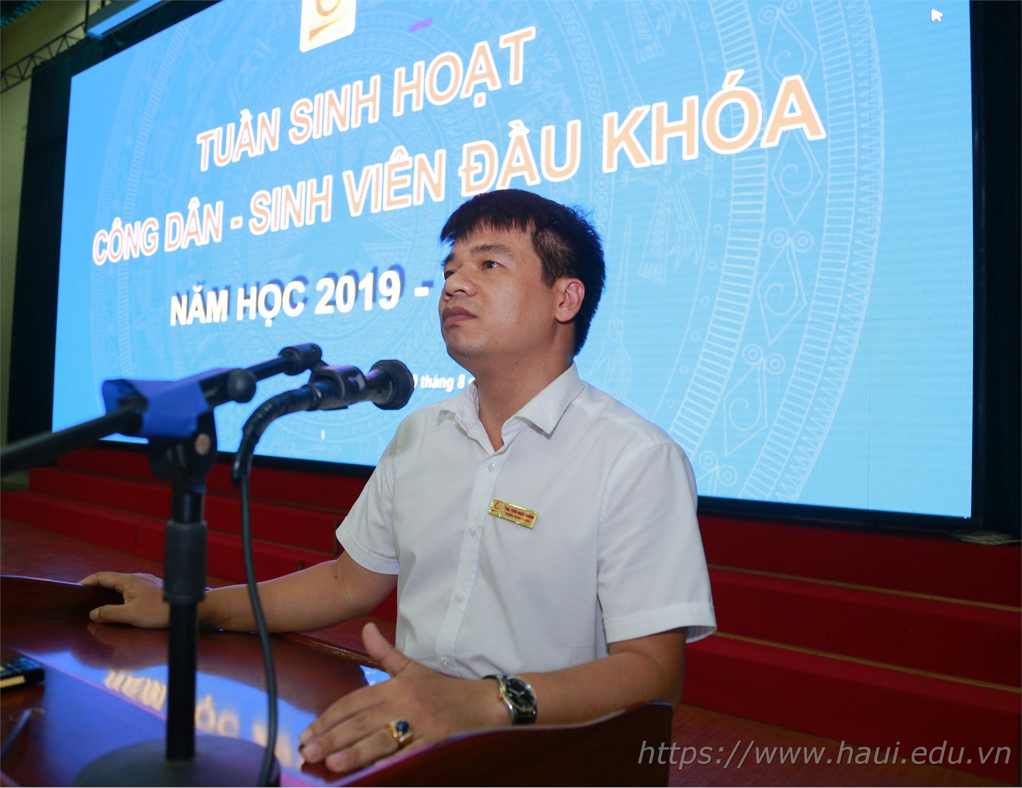 Tuần sinh hoạt công dân Đại học Công nghiệp Hà Nội