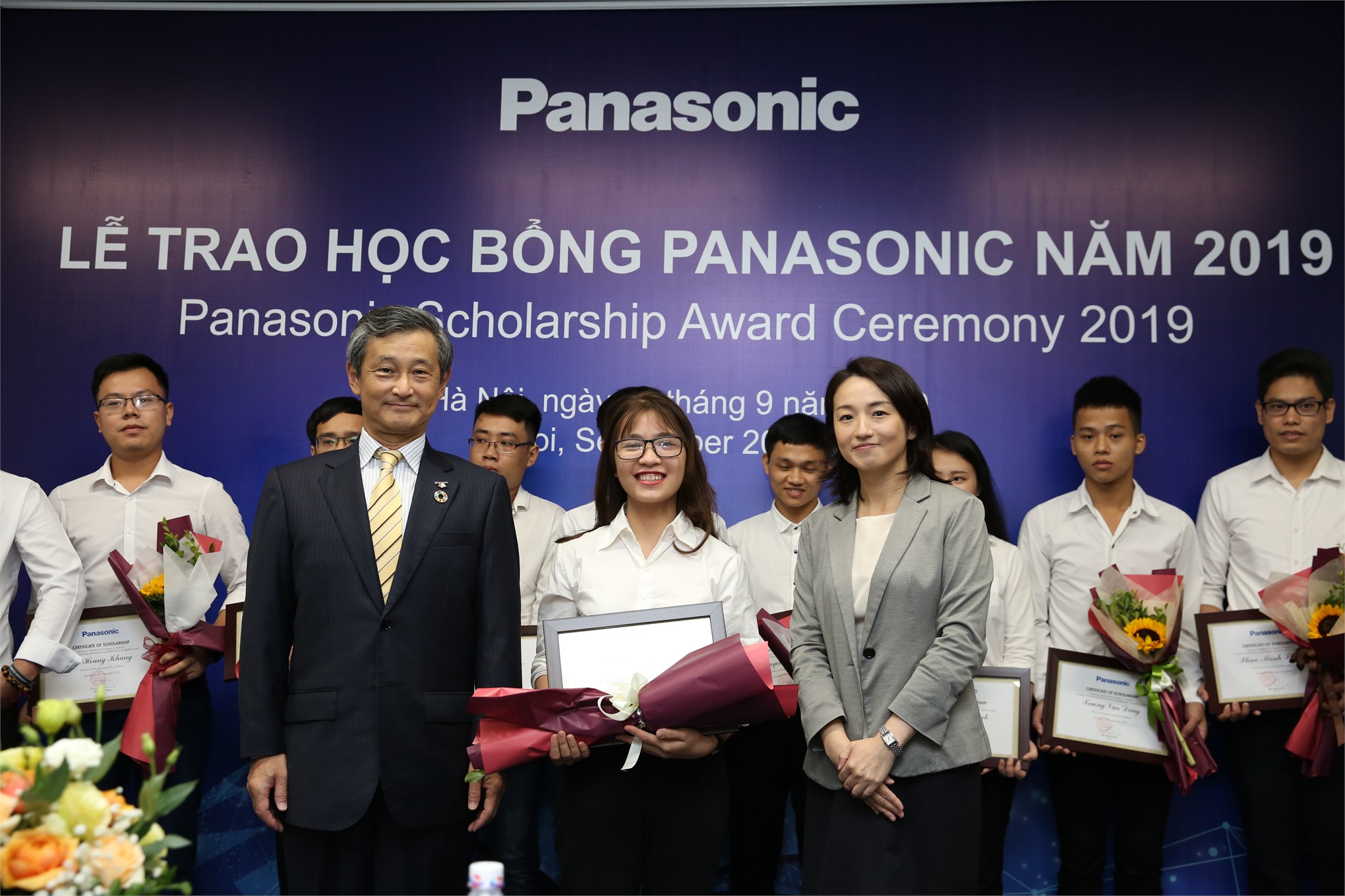 Nữ Sinh viên Đại học Công nghiệp Hà Nội là một trong 15 sinh viên cả nước nhận học bổng Panasonic 2019