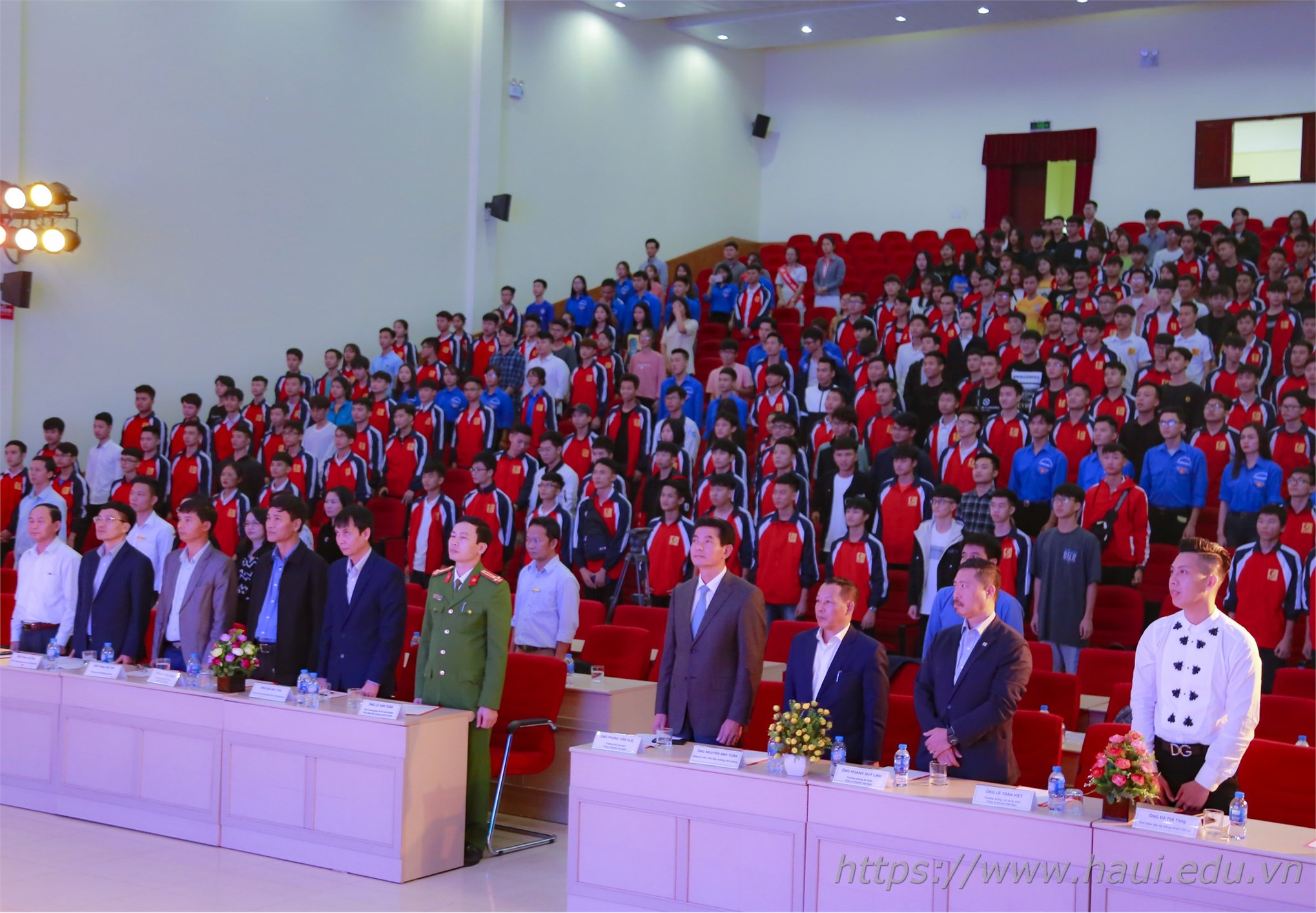 HaUI students respond to Traffic Safety campaign