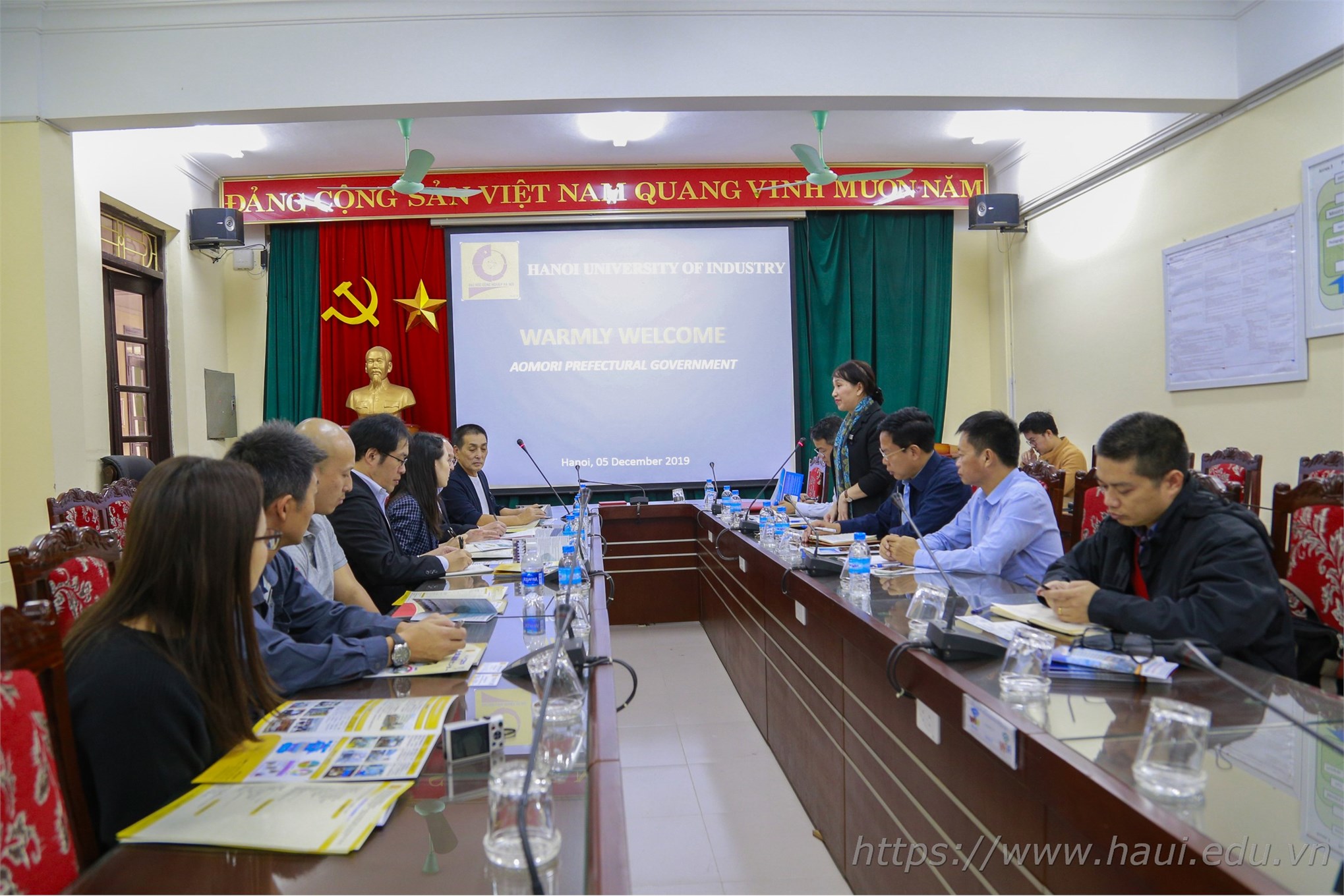 Hanoi University of Industry welcomes a delegation from Aomori prefectural government, Japan