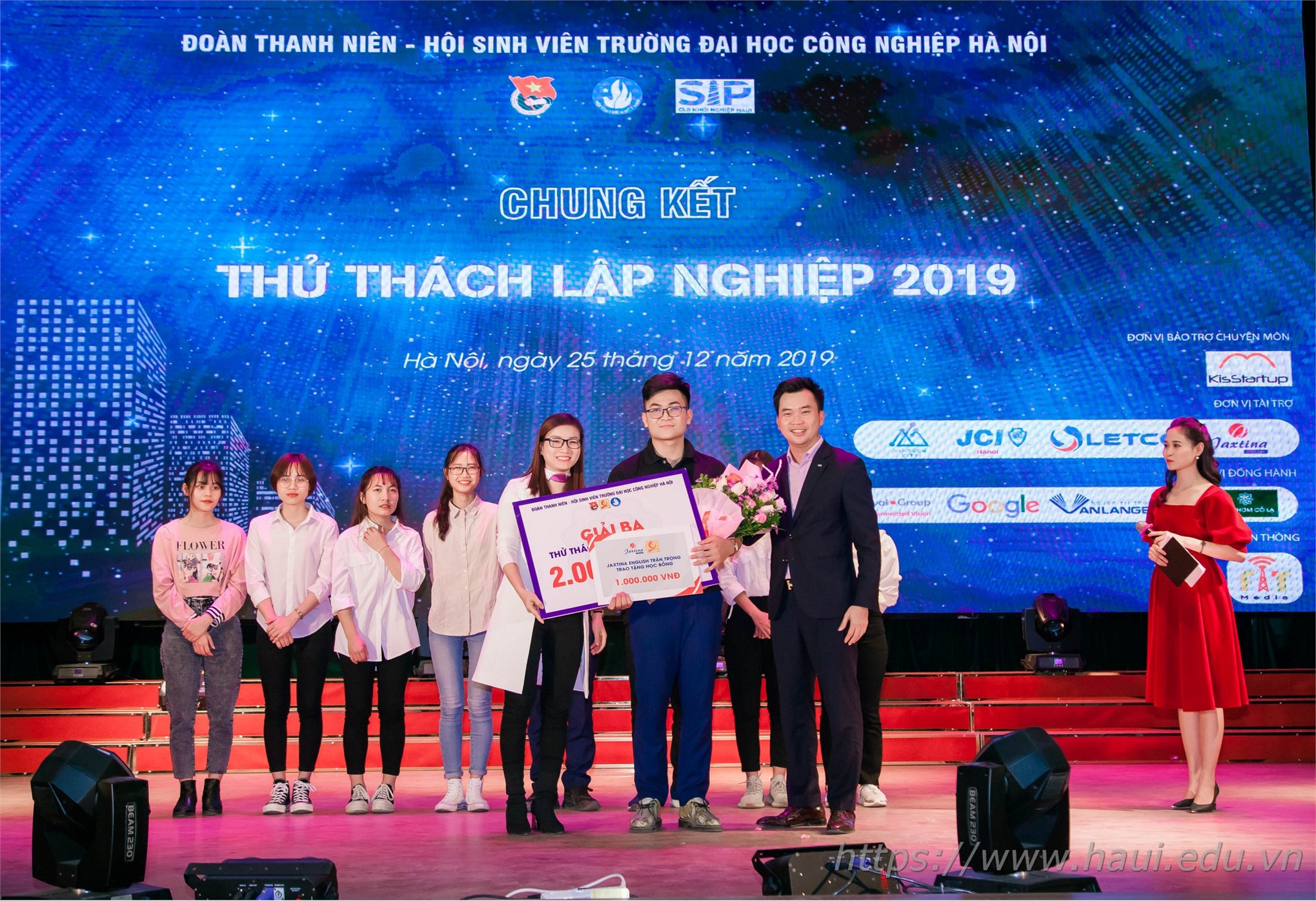 Sinh viên Đại học Công nghiệp Hà Nội tranh tài tại Chung kết cuộc thi Thử thách lập nghiệp năm 2019
