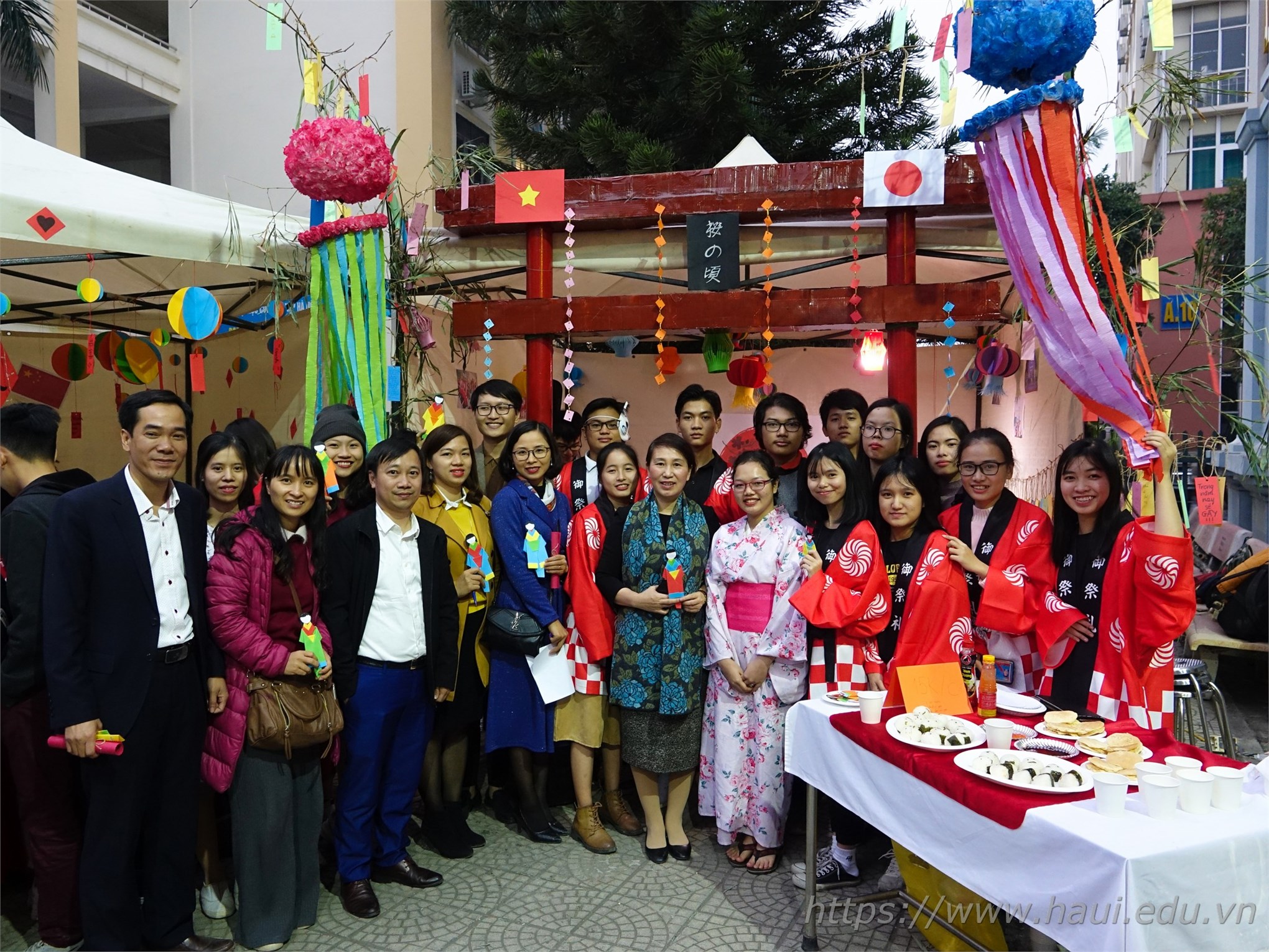 HaUI organizes the Cultural Festival for International Students 2019