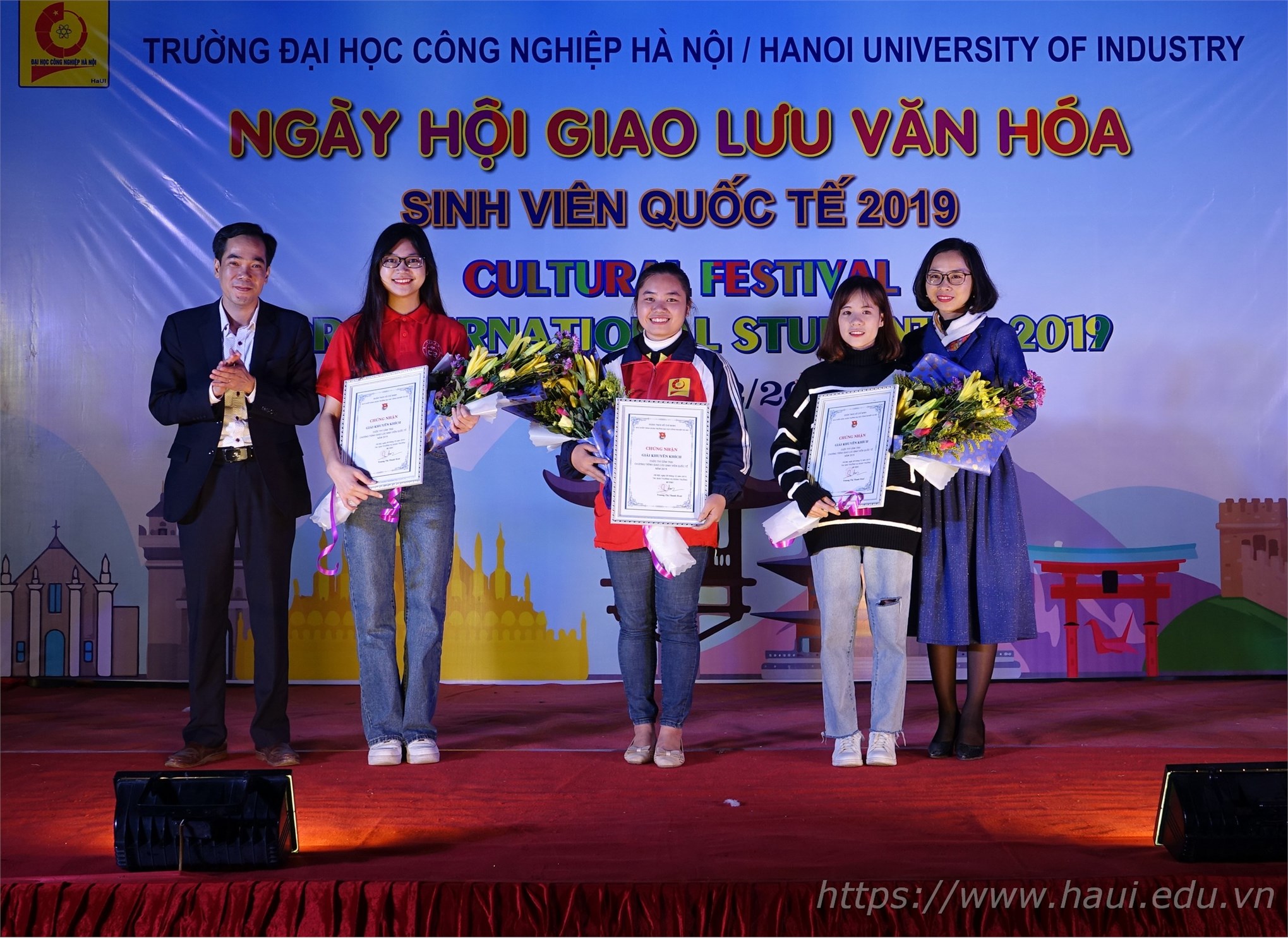 HaUI organizes the Cultural Festival for International Students 2019
