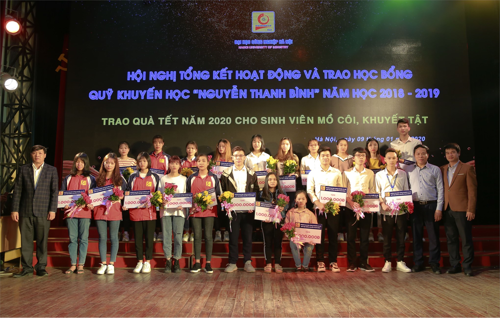 Hội nghị tổng kết và trao học bổng Nguyễn Thanh Bình năm học 2018 – 2019