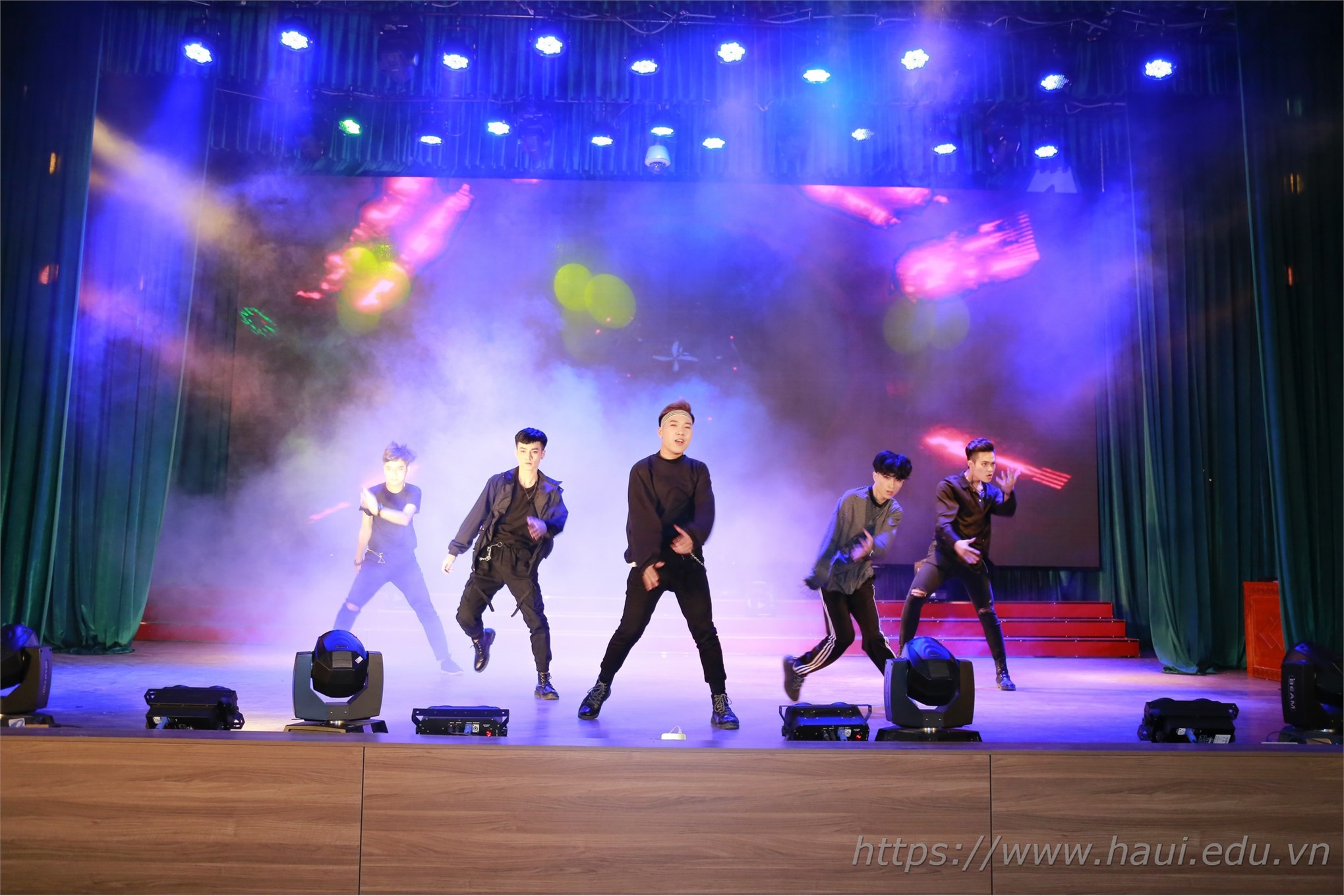 Grand Finale of English Contest 