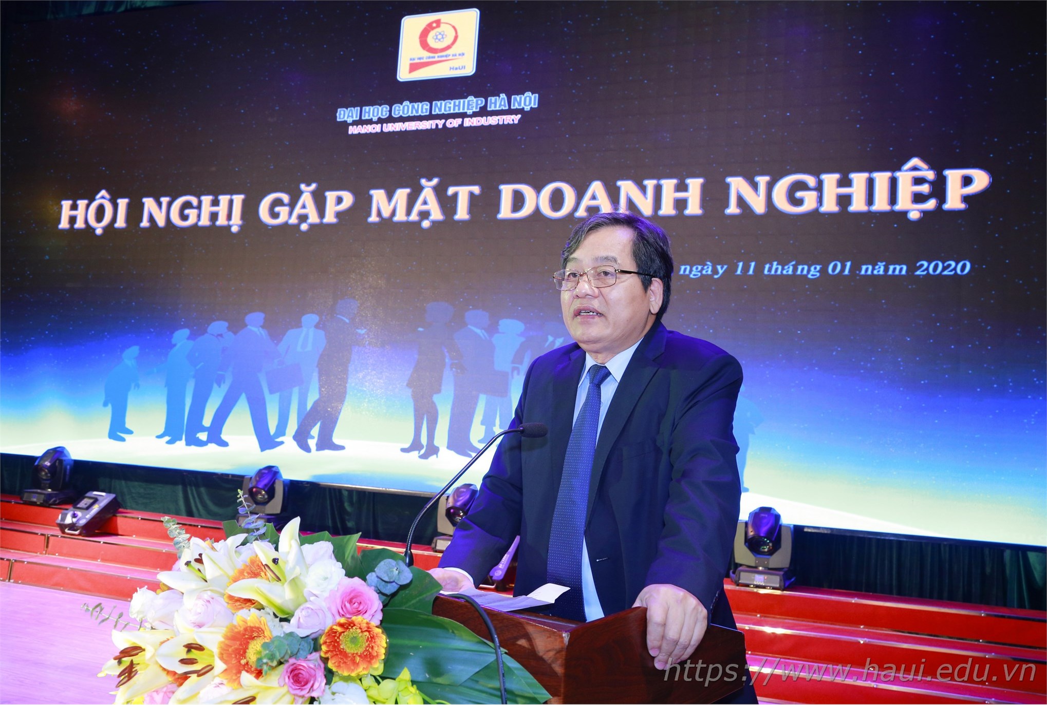 Hanoi University of Industry hosts a conference to meet more than 100 enterprises