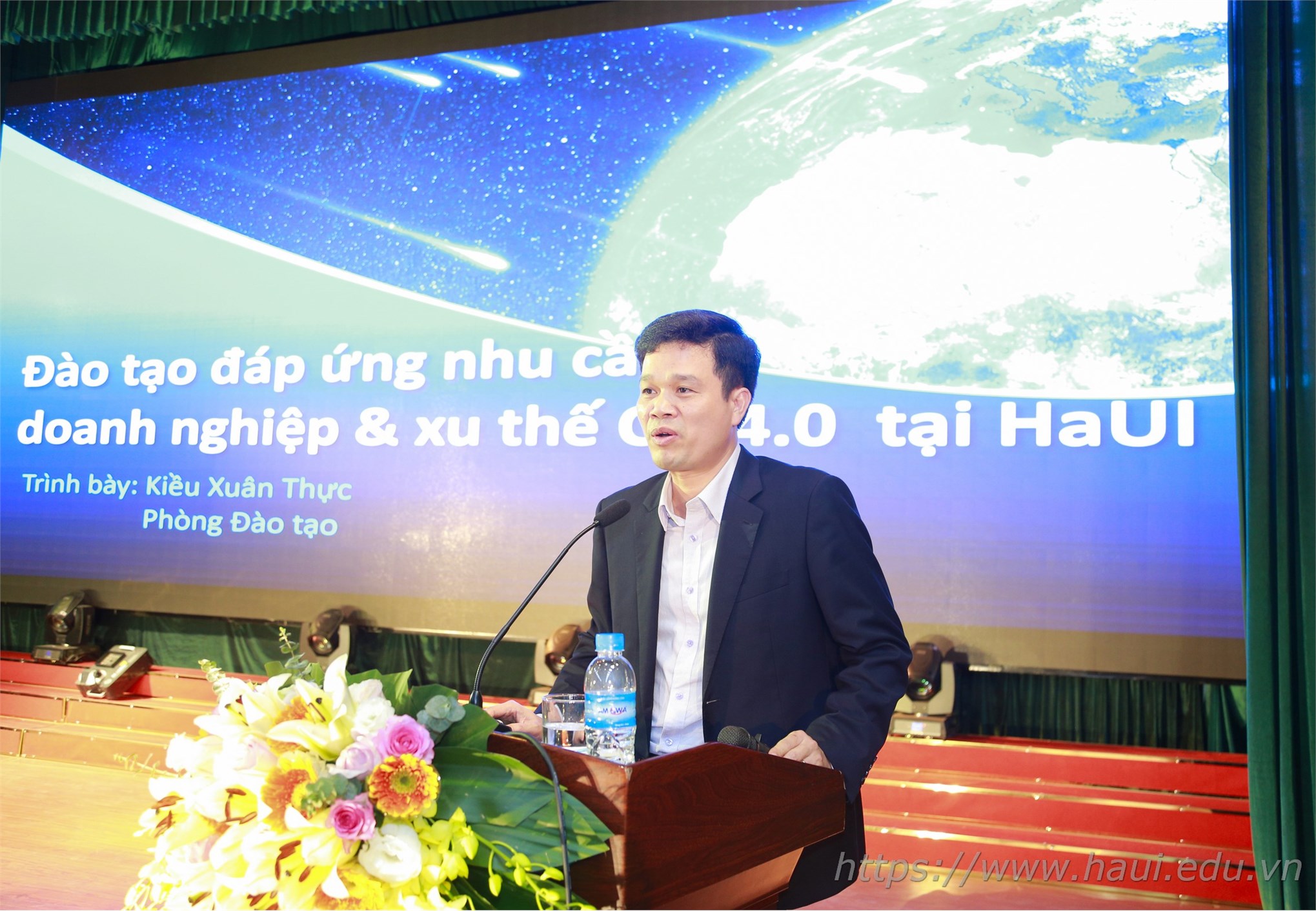Hanoi University of Industry hosts a conference to meet more than 100 enterprises