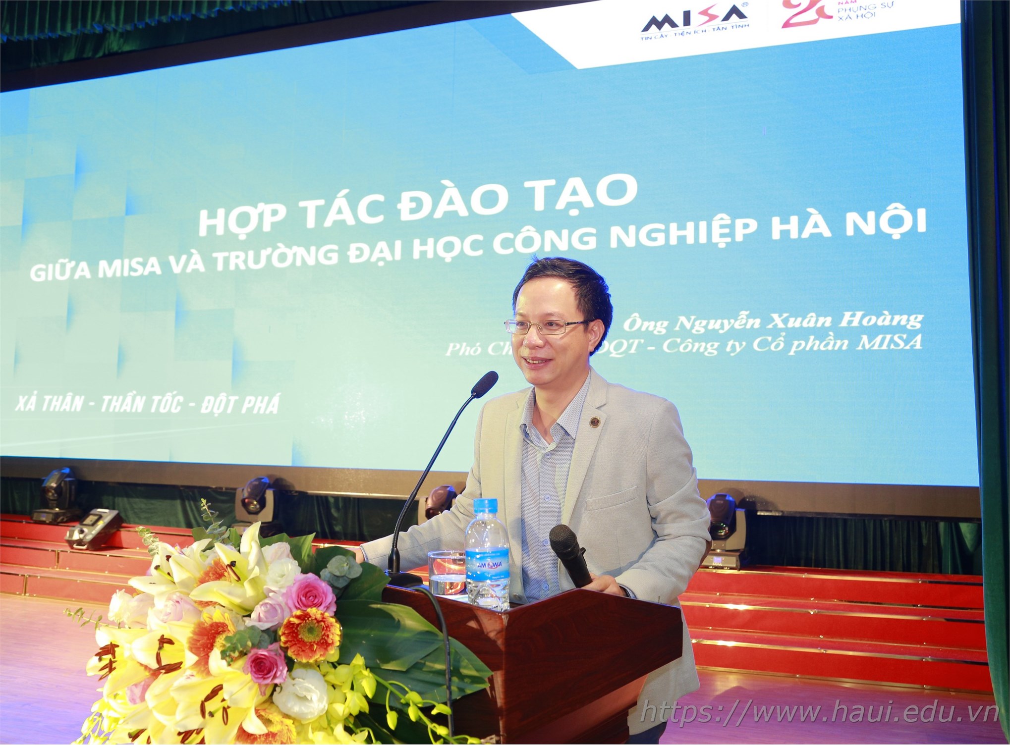 Hanoi University of Industry hosts a conference to meet more than 100 enterprises