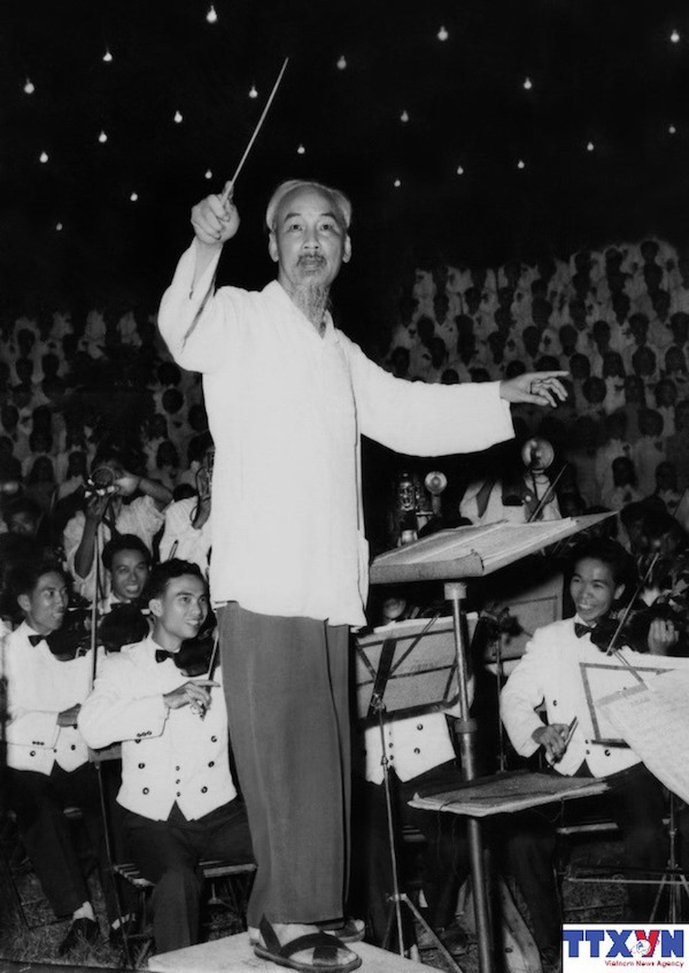 Kỷ niệm 130 năm ngày sinh Chủ tịch Hồ Chí Minh: Chủ tịch Hồ Chí Minh với sự nghiệp đại đoàn kết