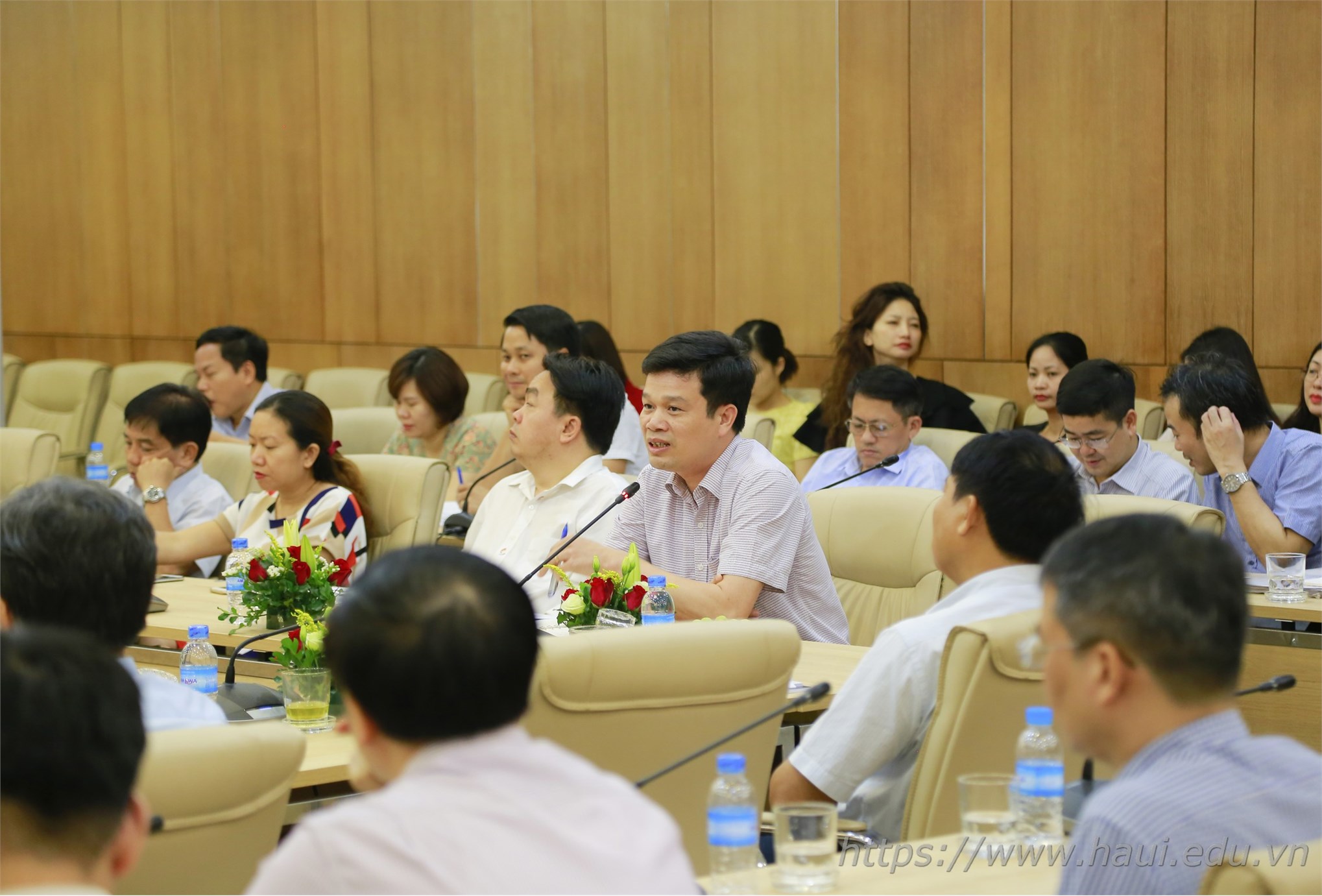 Hanoi University of Industry successfully applied the blended learning method in non-professional English training according to career orientation 