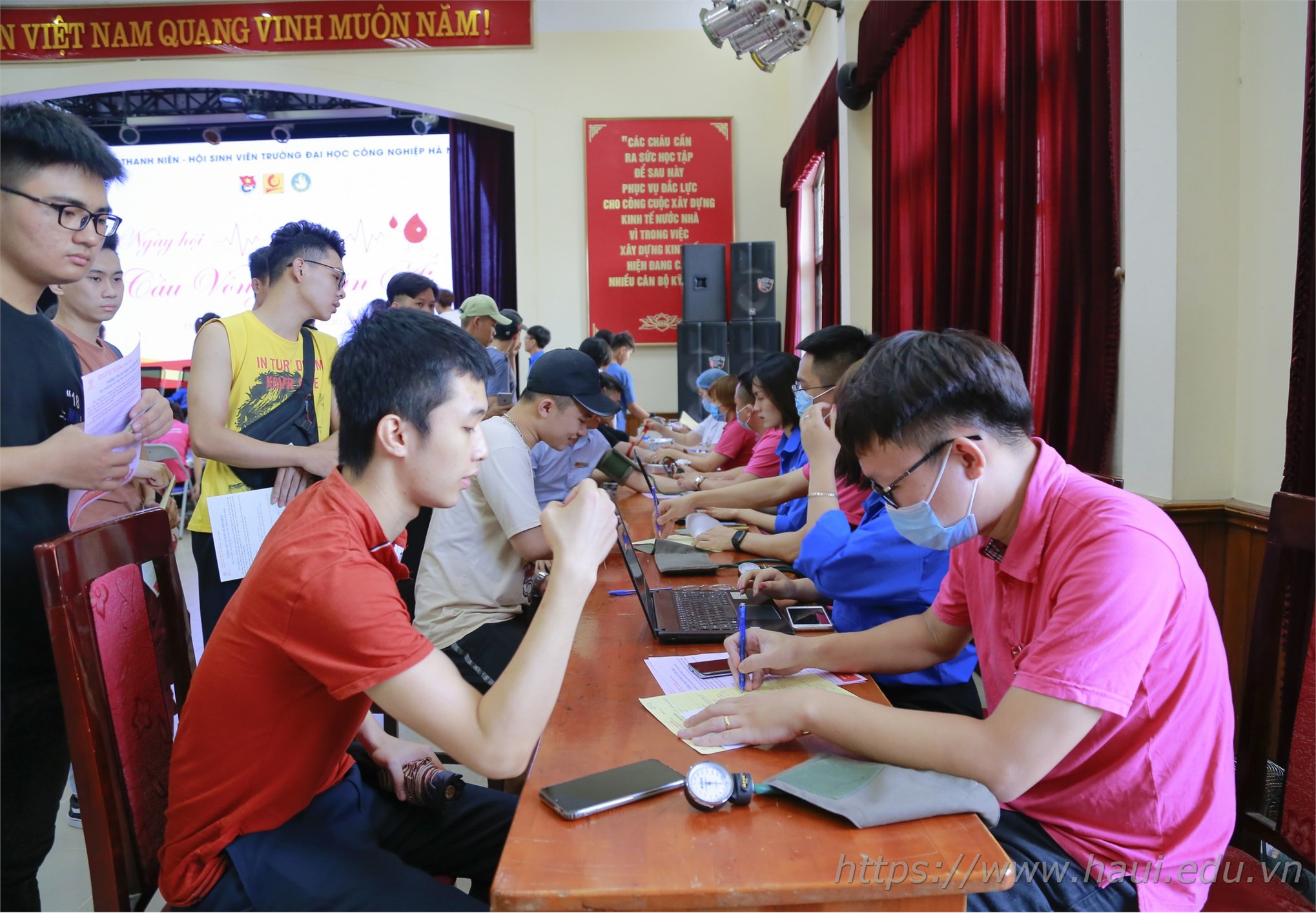 Voluntary Blood Donation Day 2020 at HaUI