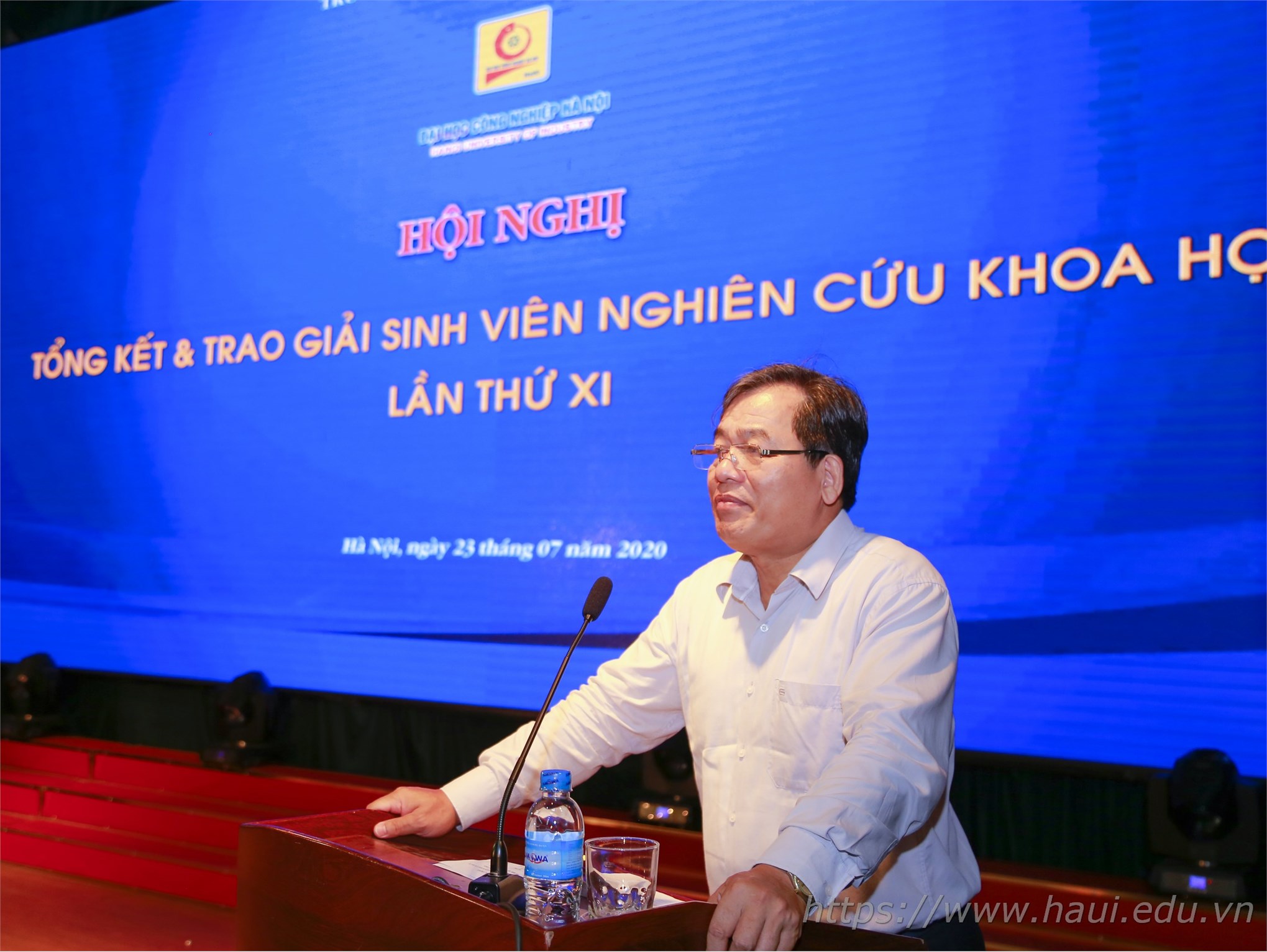 The closing and awarding ceremony of students scientific research 2020