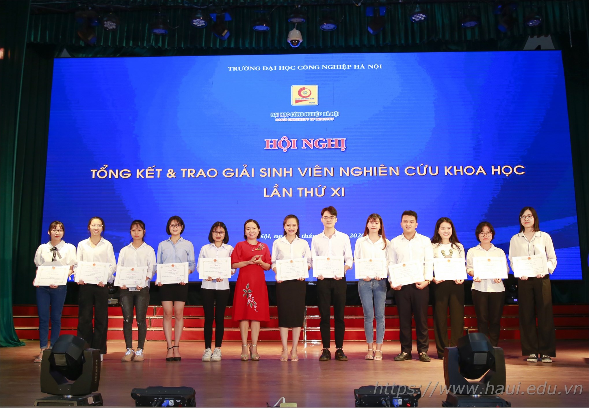 The closing and awarding ceremony of students scientific research 2020